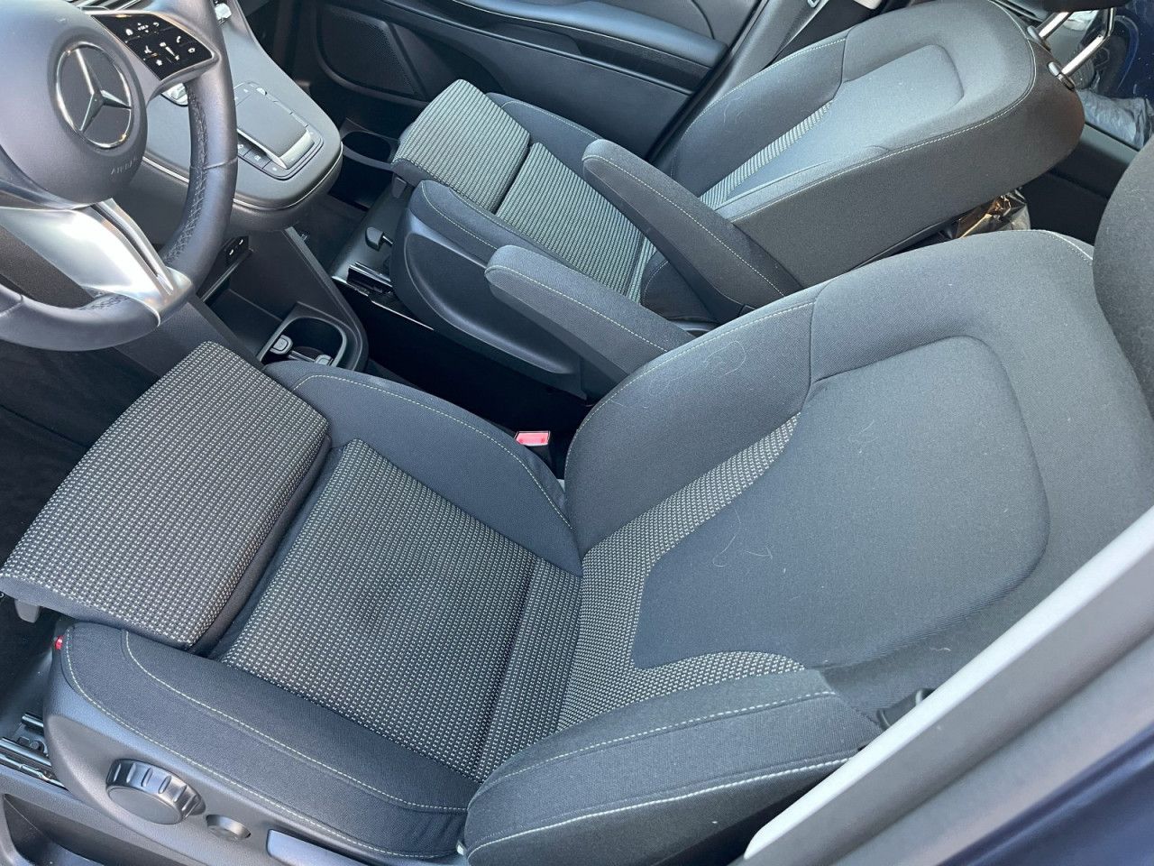 Zdjęcie pojazdu 12 / 31