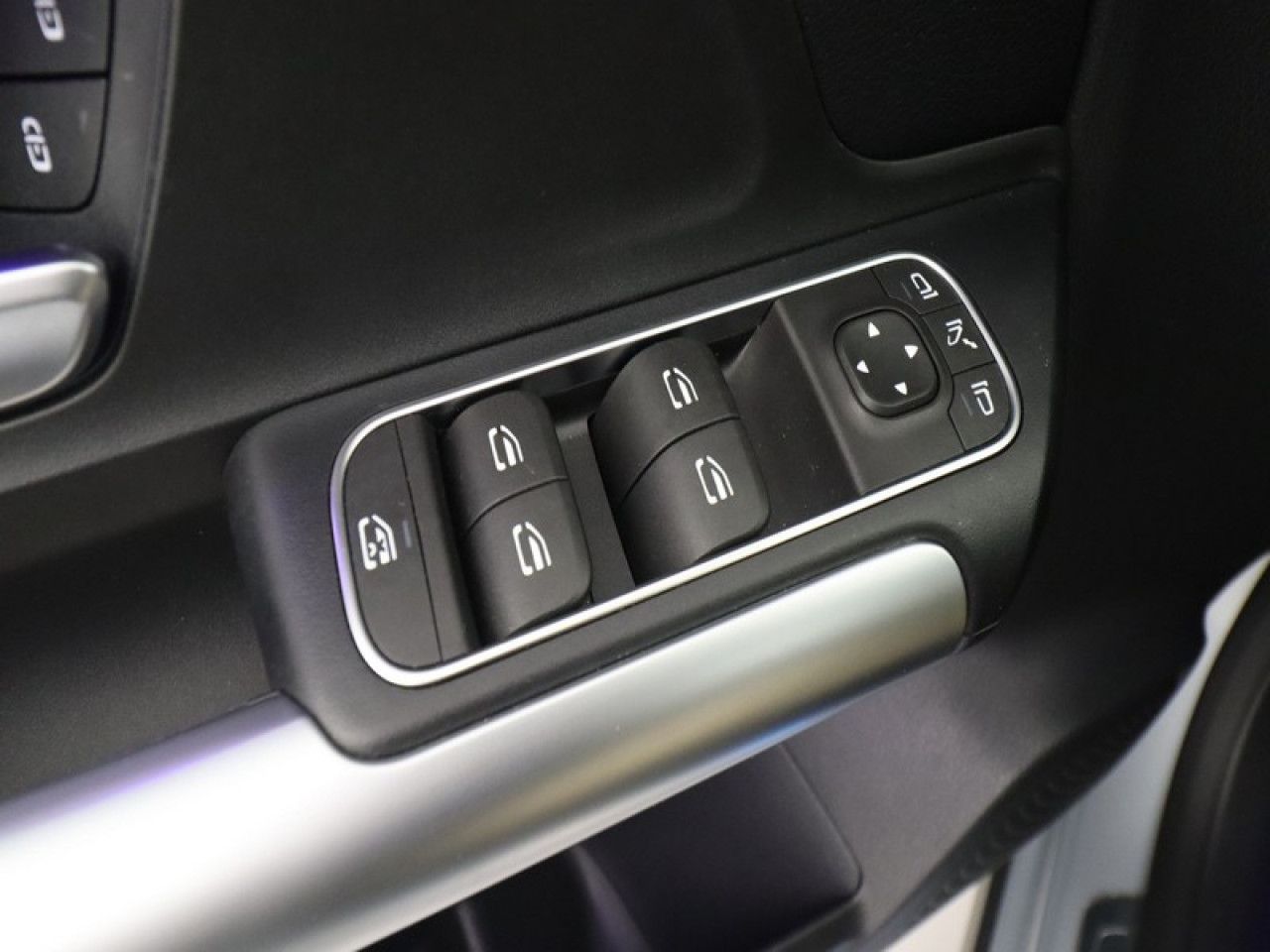 Imagem do veículo 16 / 18