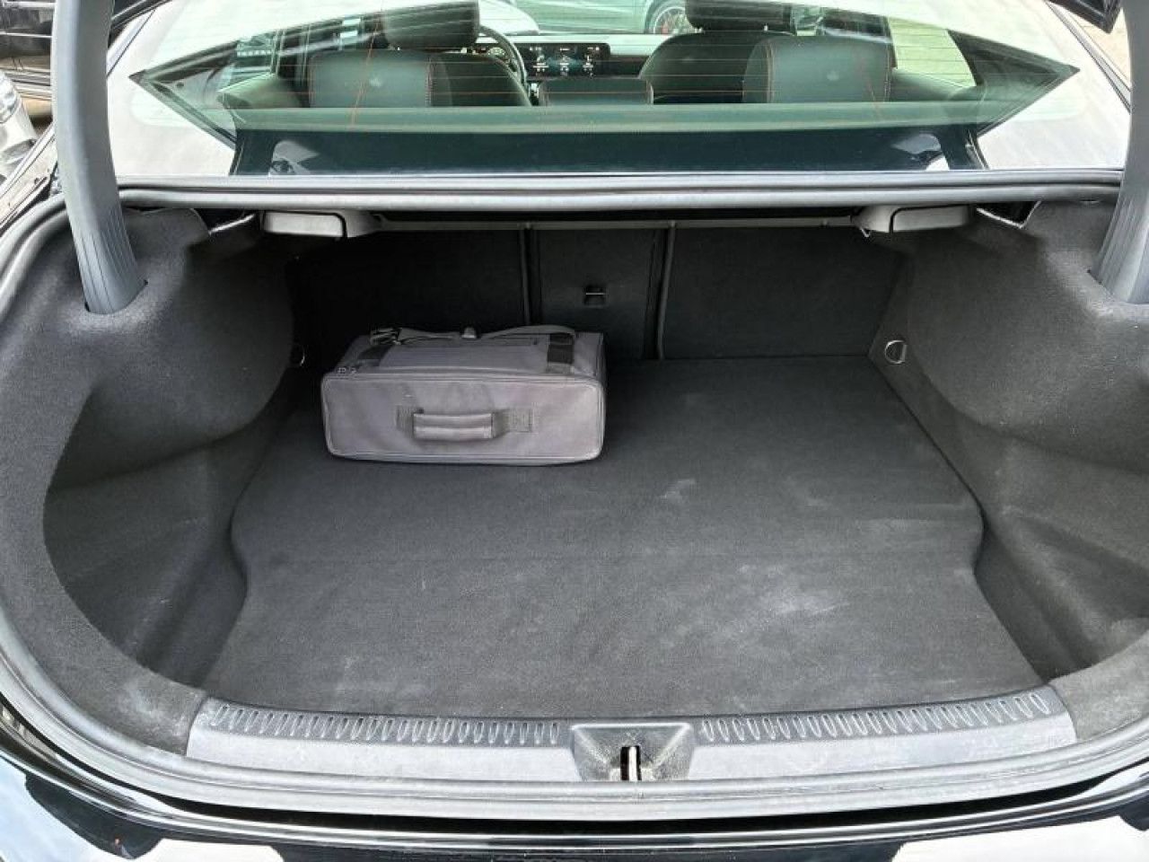 Photo du v&eacute;hicule 7 / 10