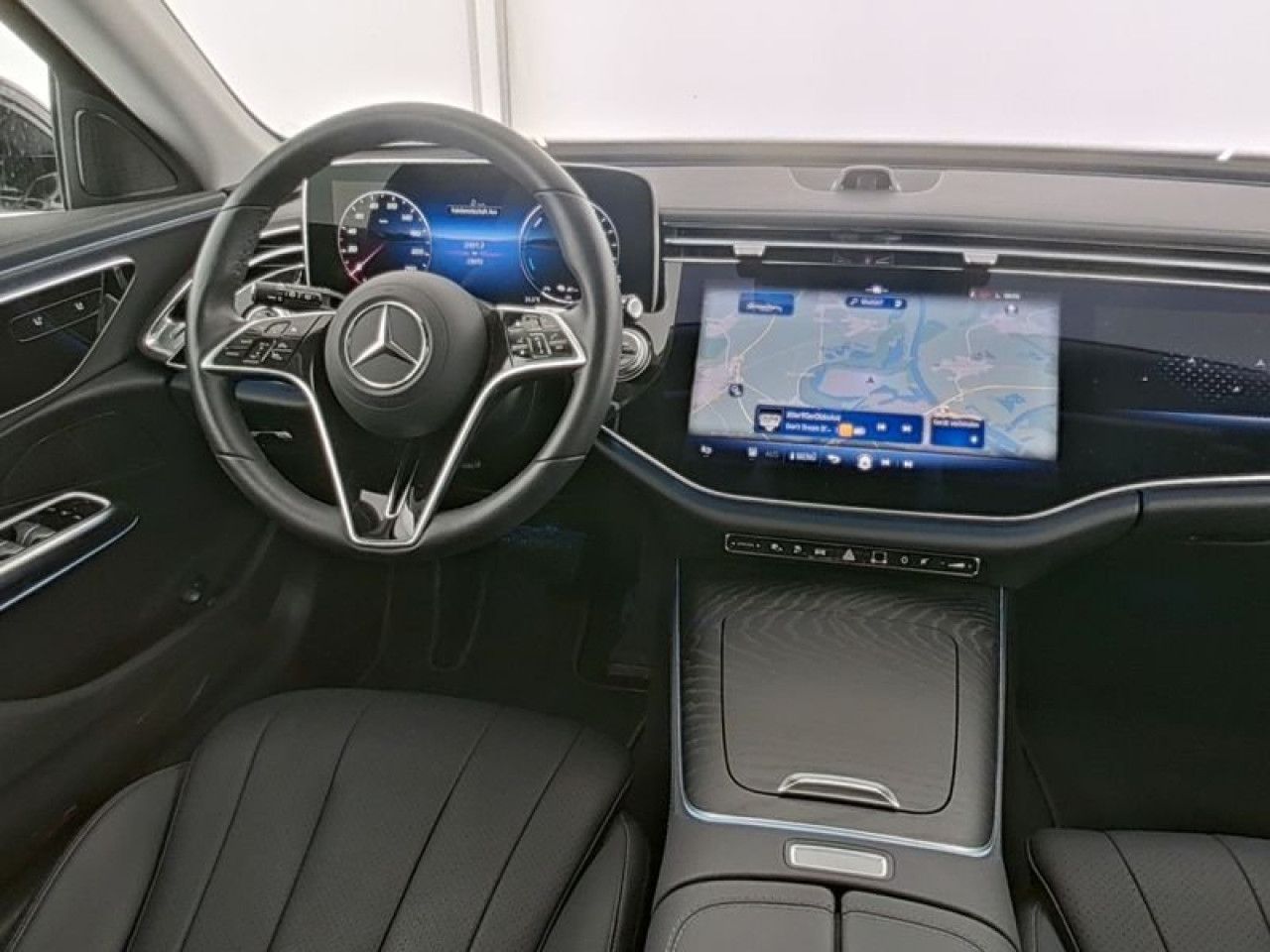 Mercedes-Benz E-Klasse – Bild 7