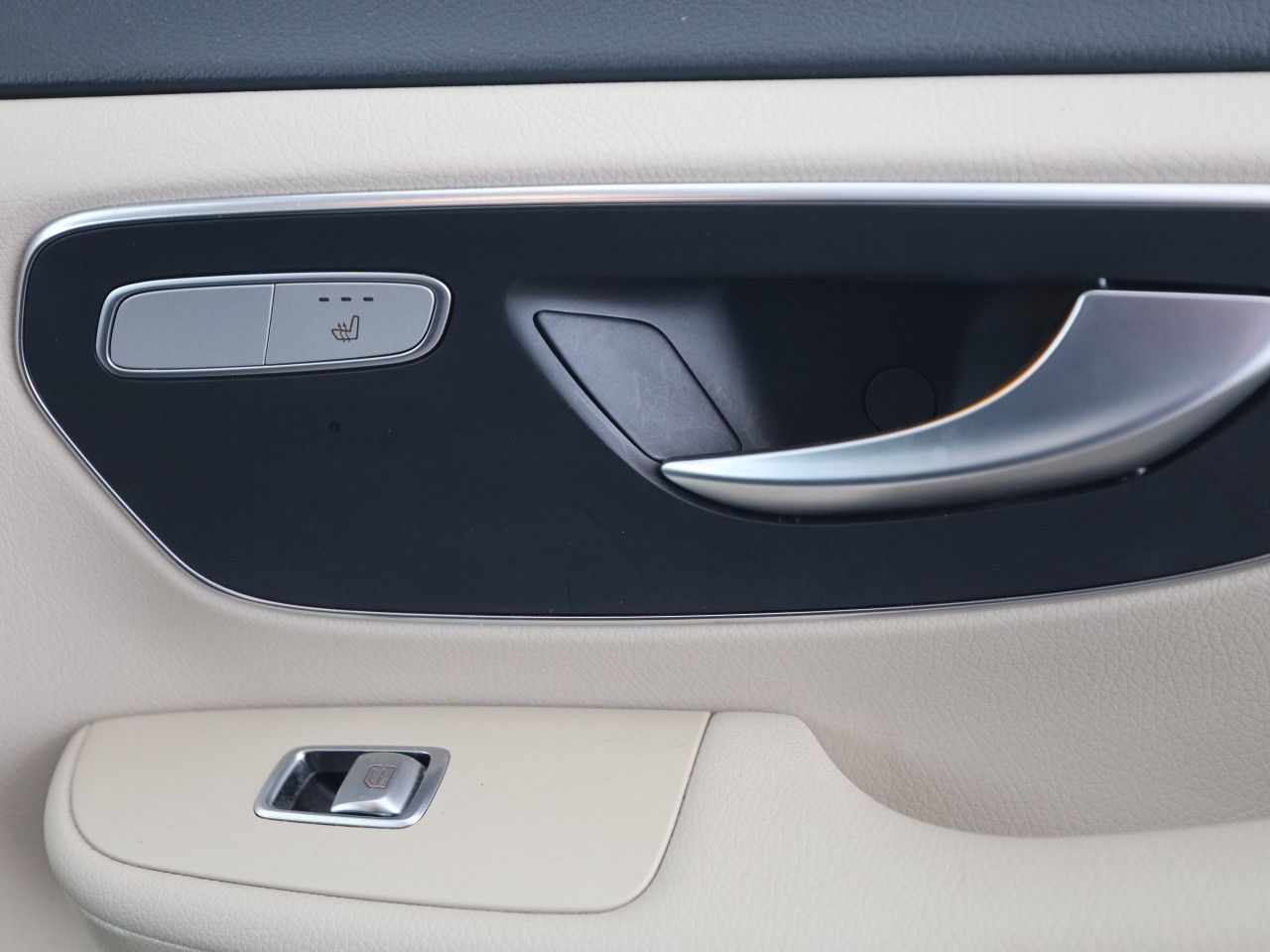 Fahrzeugbild 17 / 29