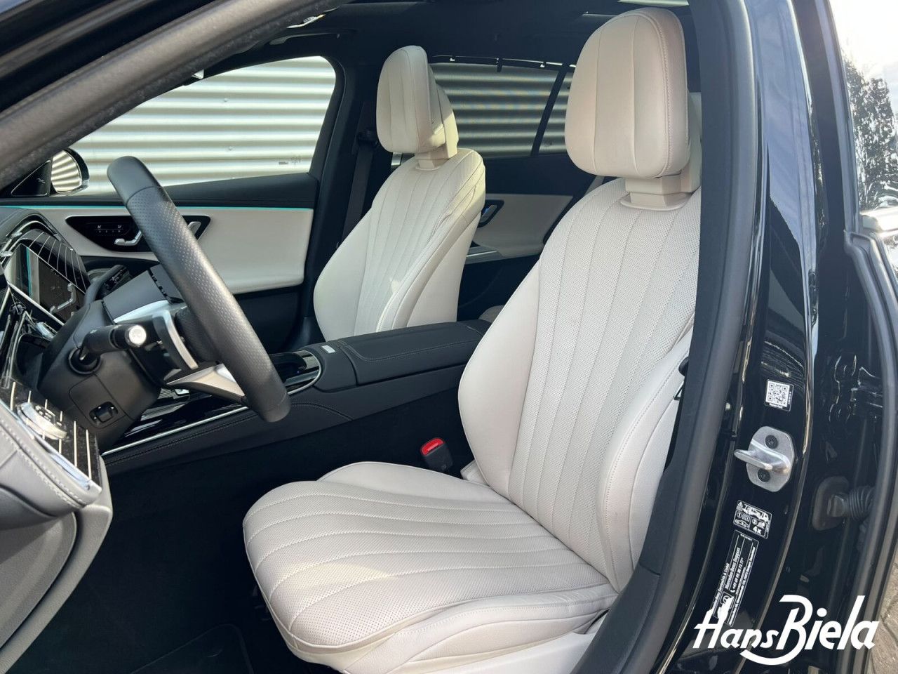 Mercedes-Benz E-Klasse – Bild 13