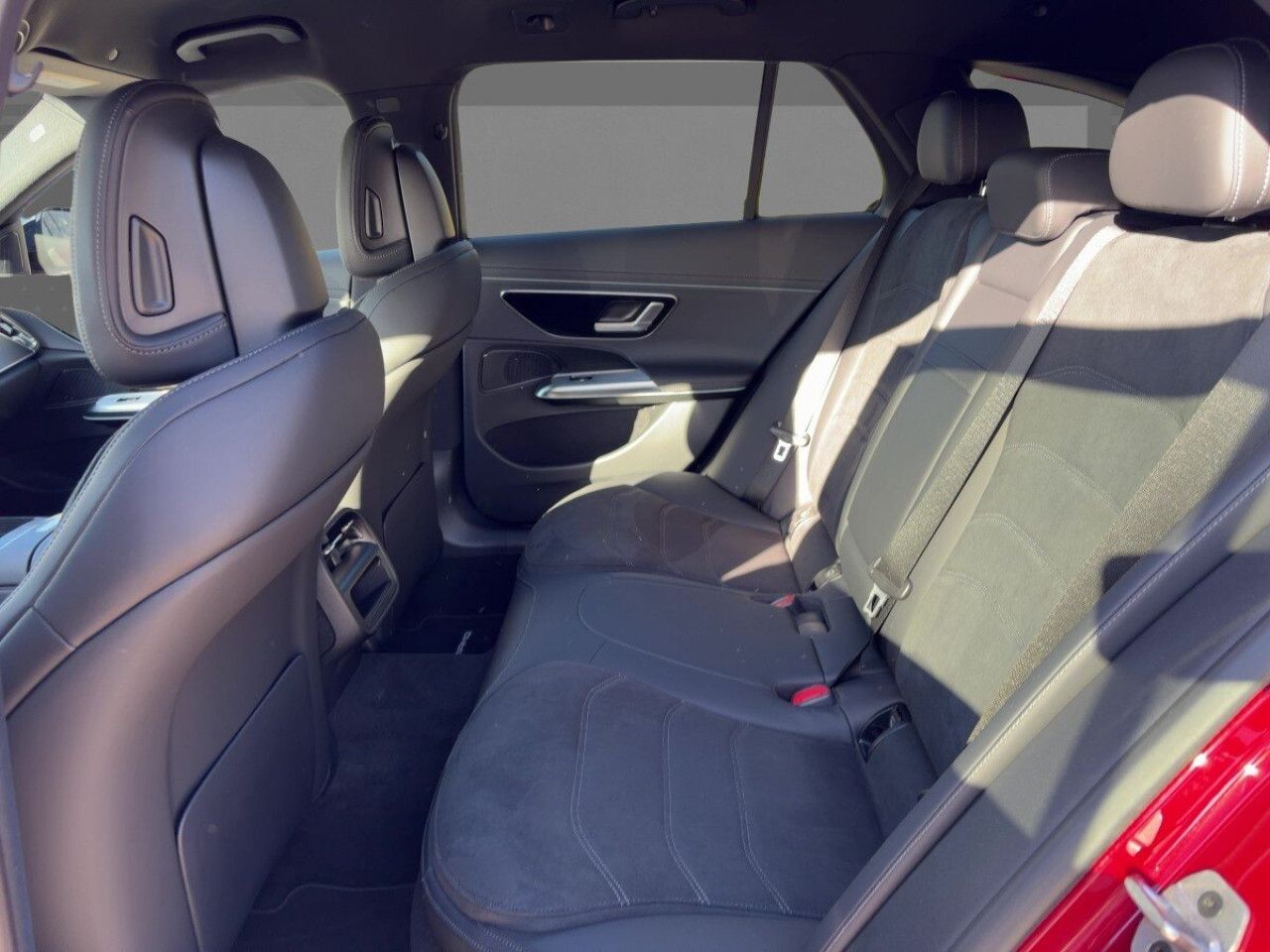 Mercedes-Benz E-Klasse – Bild 7