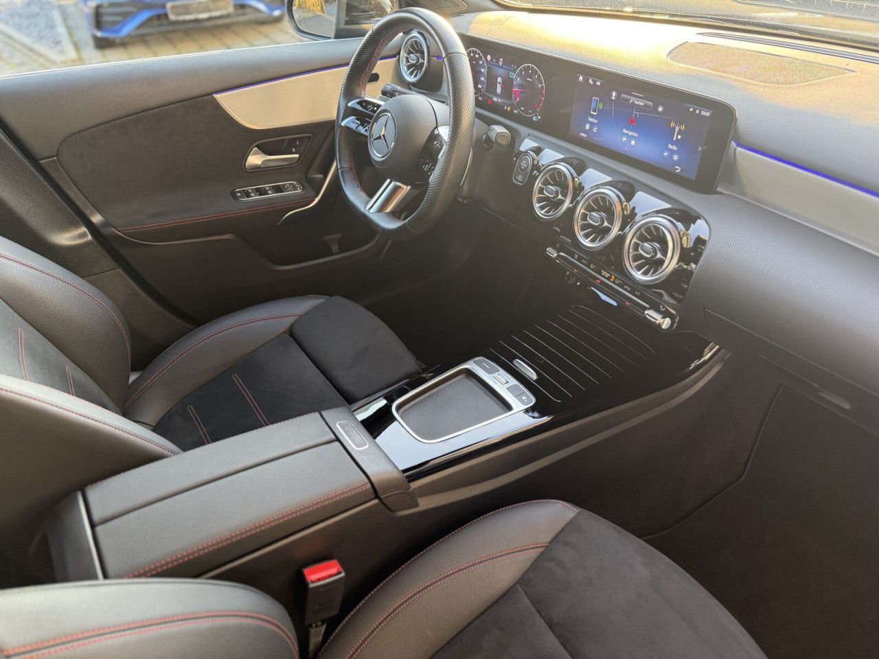 Fahrzeugbild 13 / 15