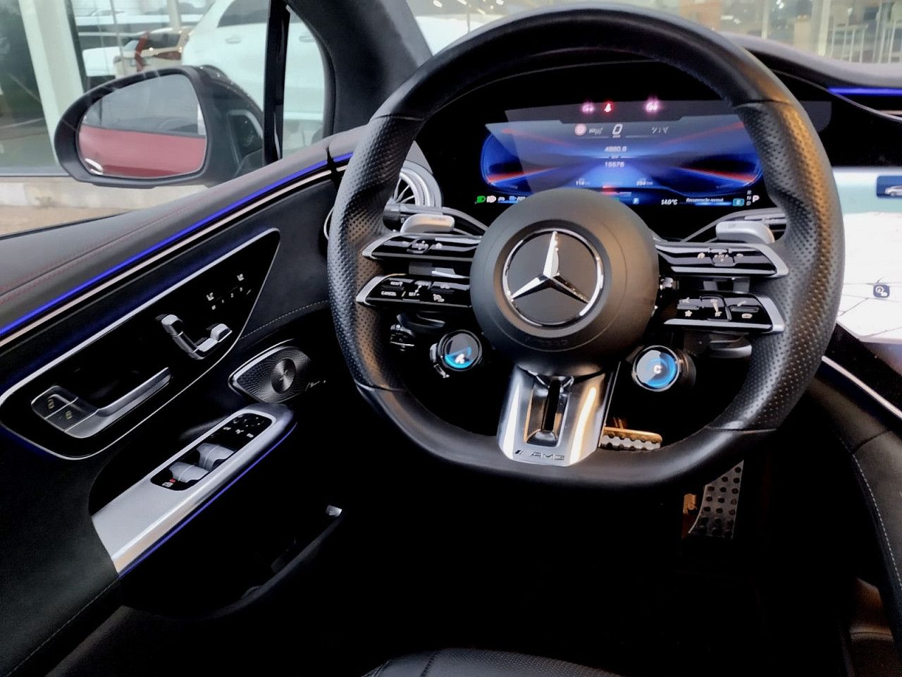 Imagem do ve&iacute;culo 5 / 15