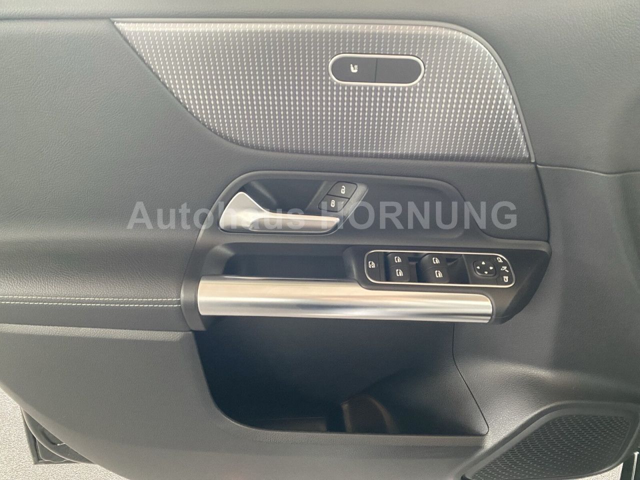 Fahrzeugbild 9 / 19