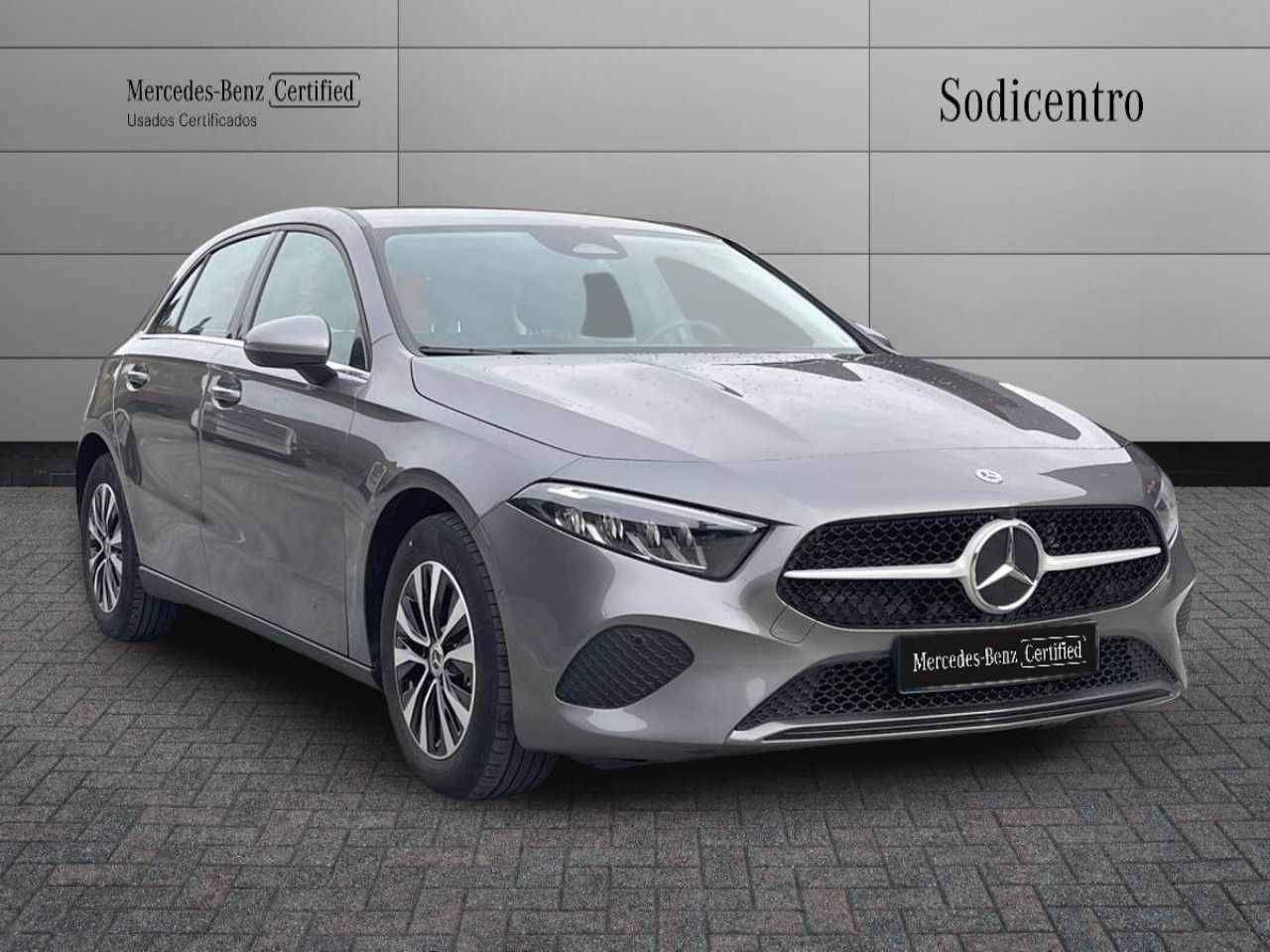 Imagem do veículo 2 / 20