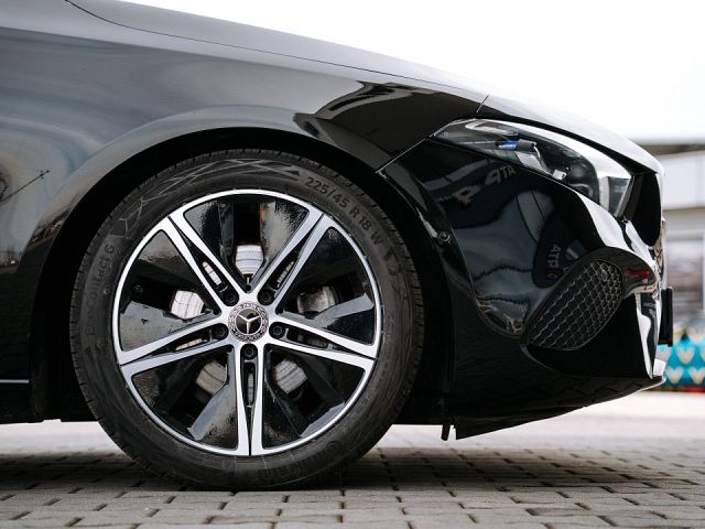 MERCEDES-BENZ Unknown Model 2025