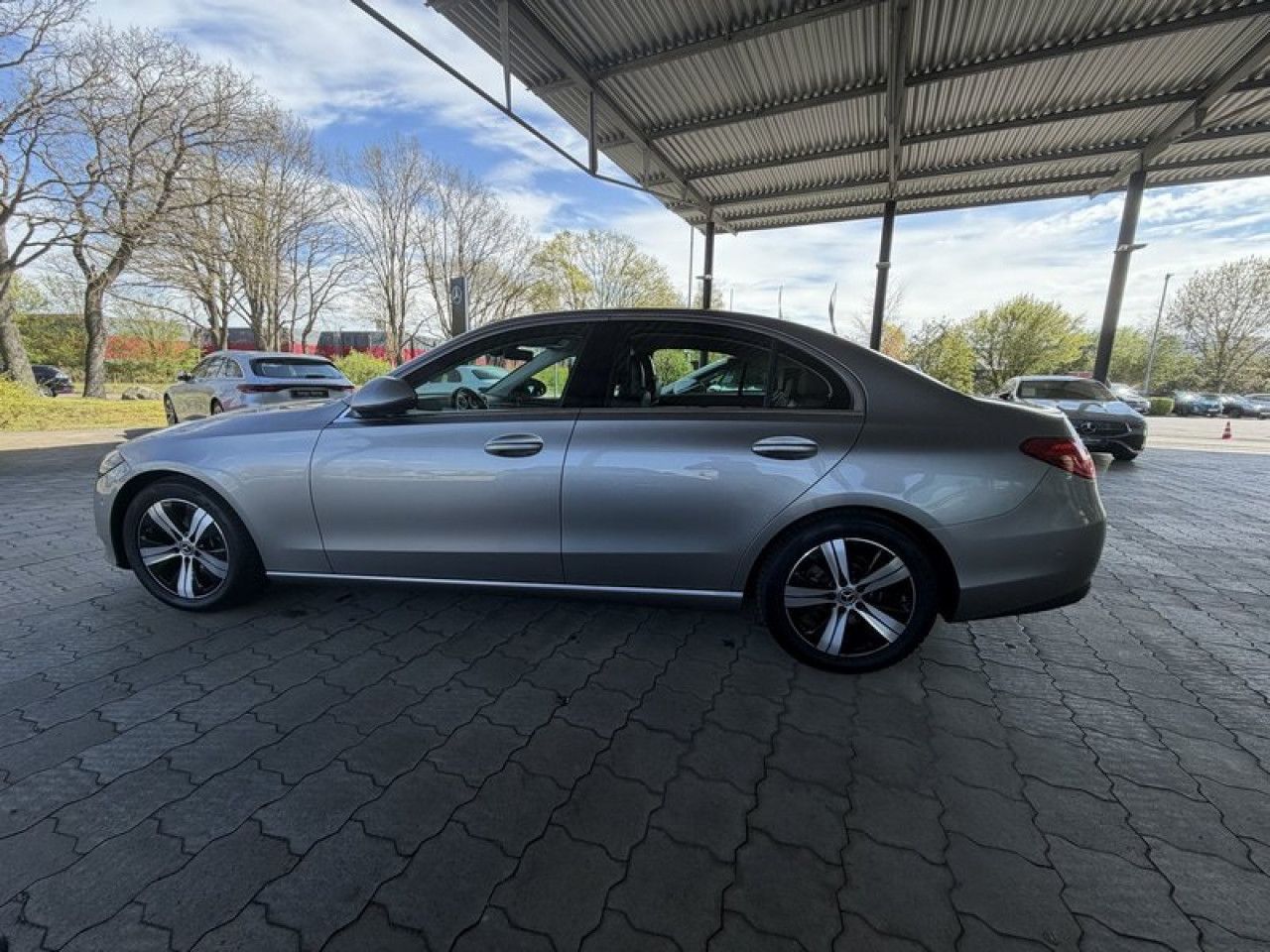 Fahrzeugbild 12 / 12