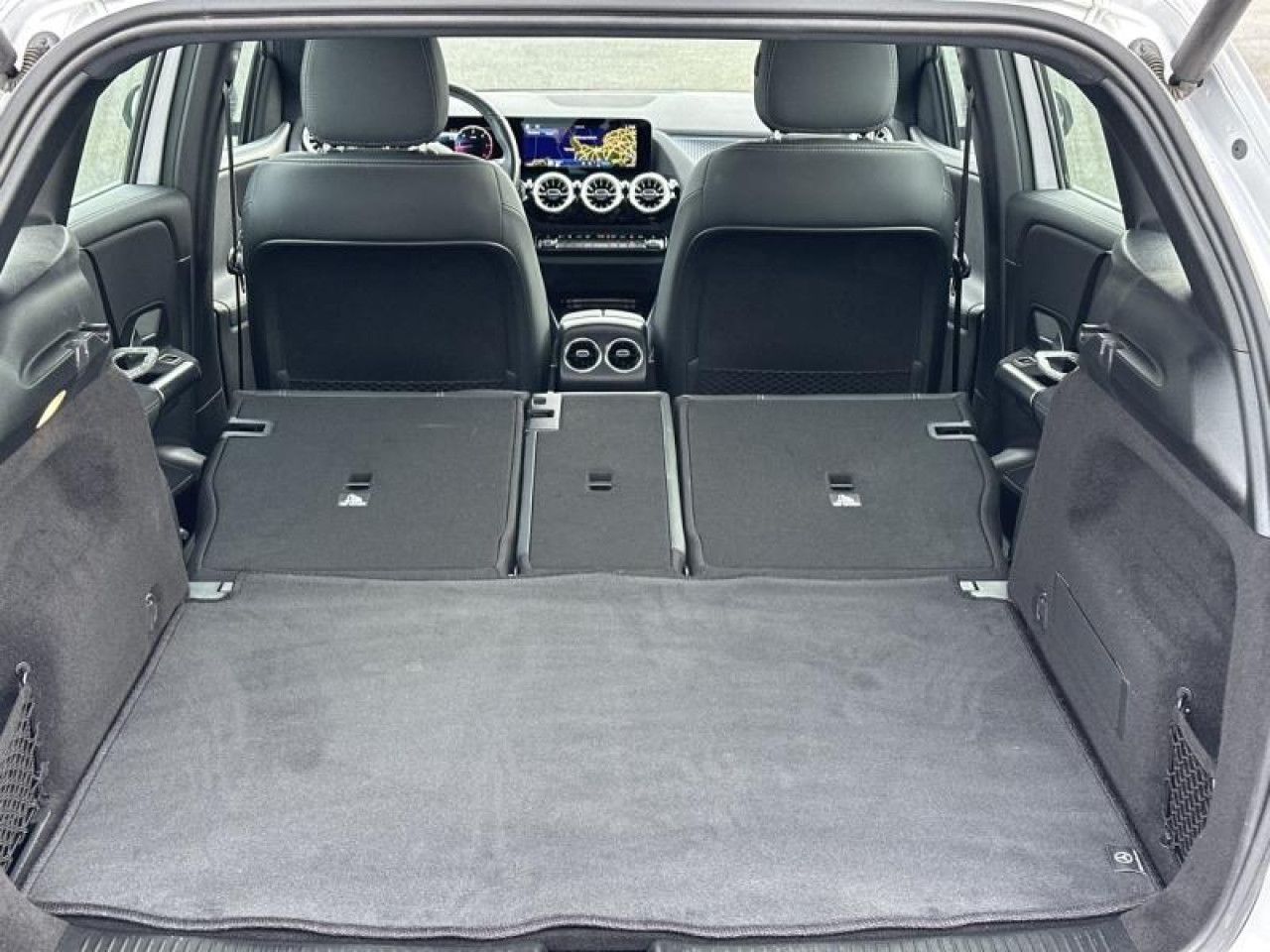 Photo du v&eacute;hicule 16 / 18