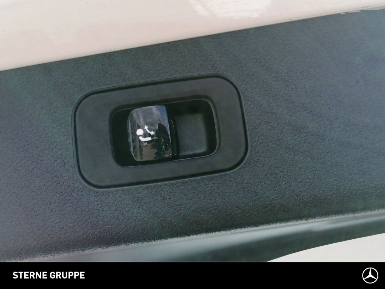 Mercedes-Benz E-Klasse – Bild 15