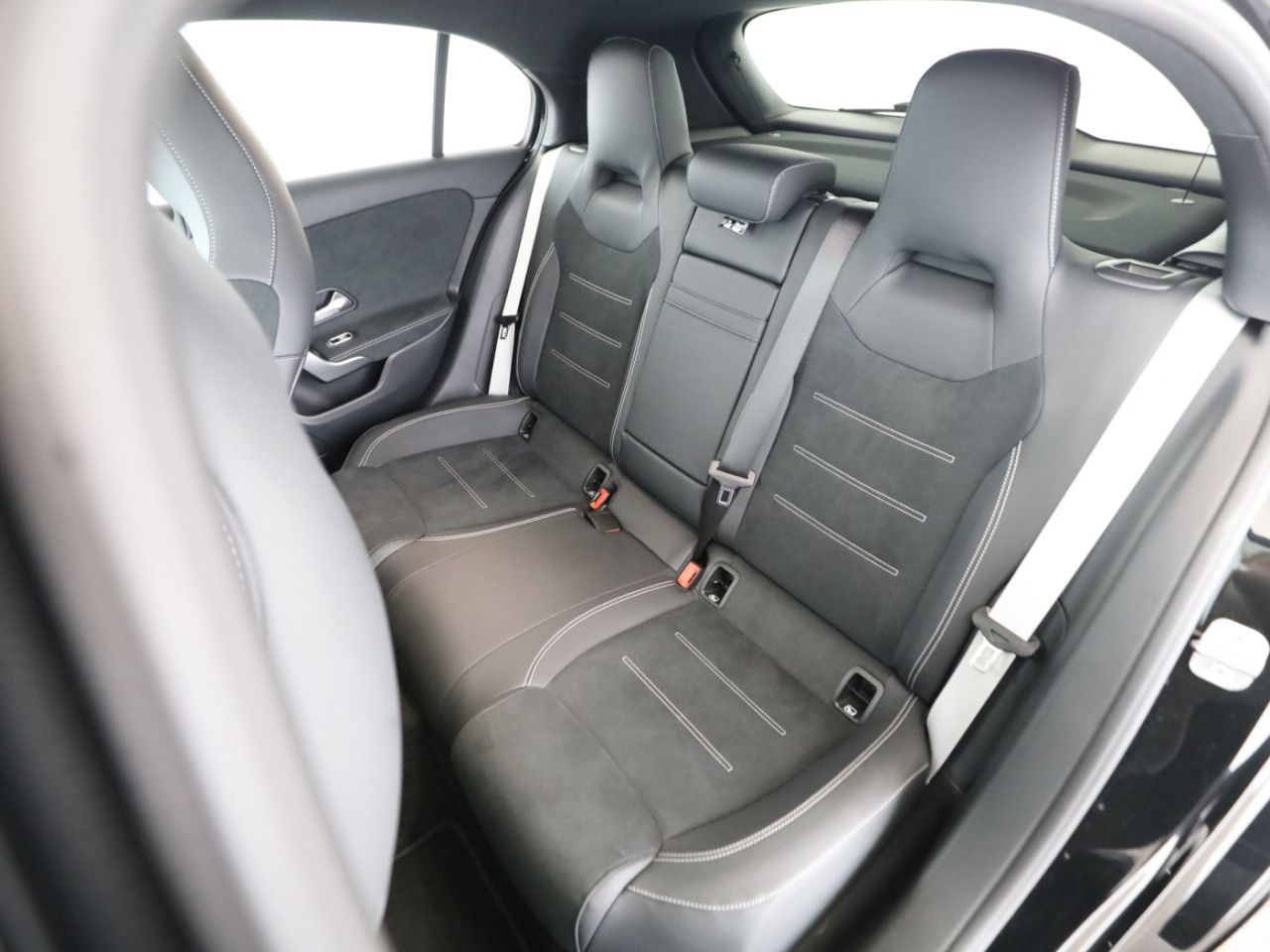 Mercedes-Benz A-Klasse – Bild 12