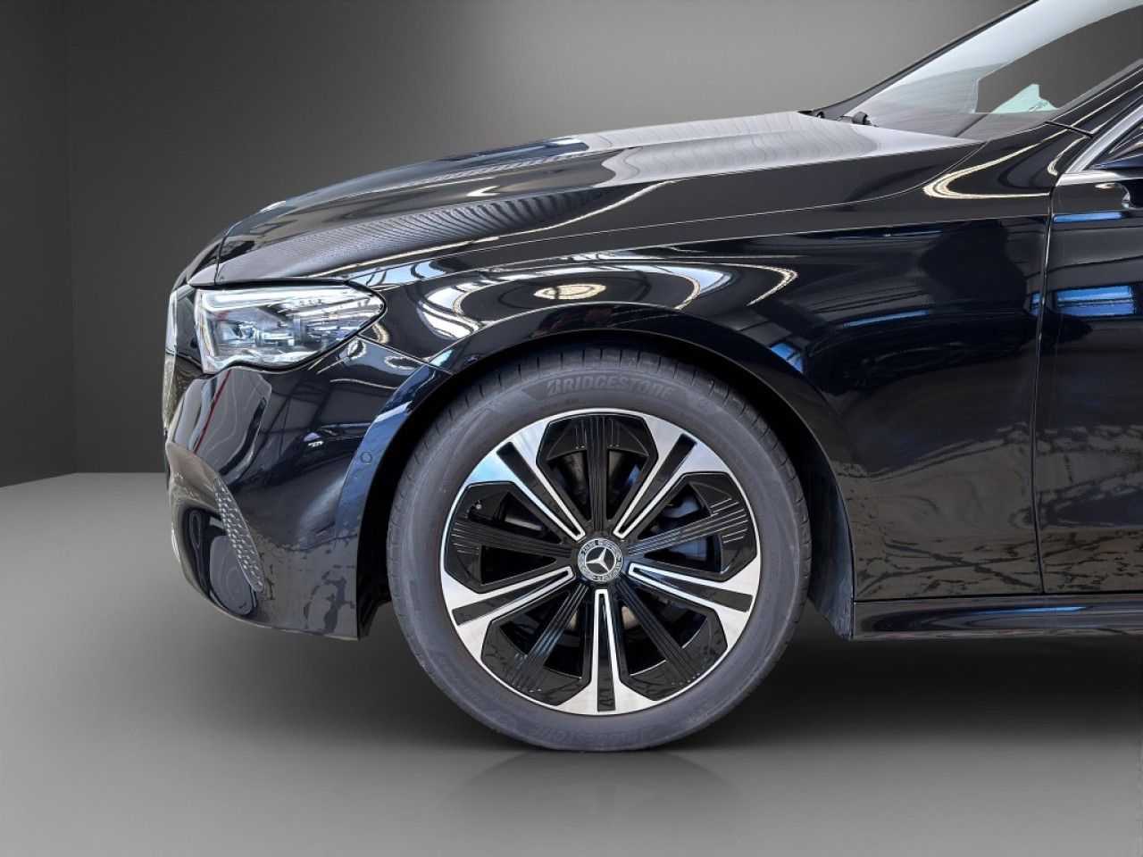 Mercedes-Benz E-Klasse – Bild 4