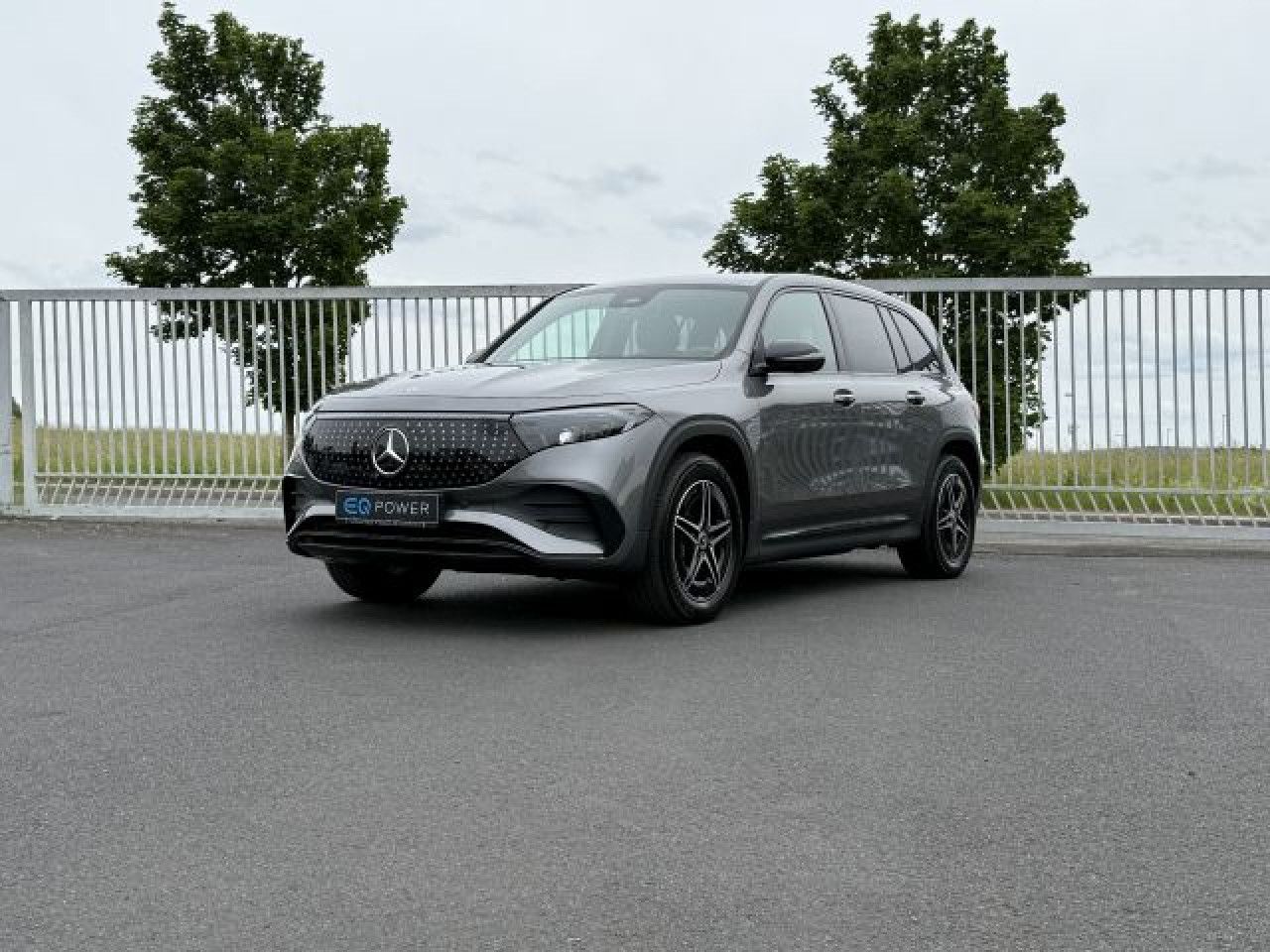 Mercedes-Benz EQB