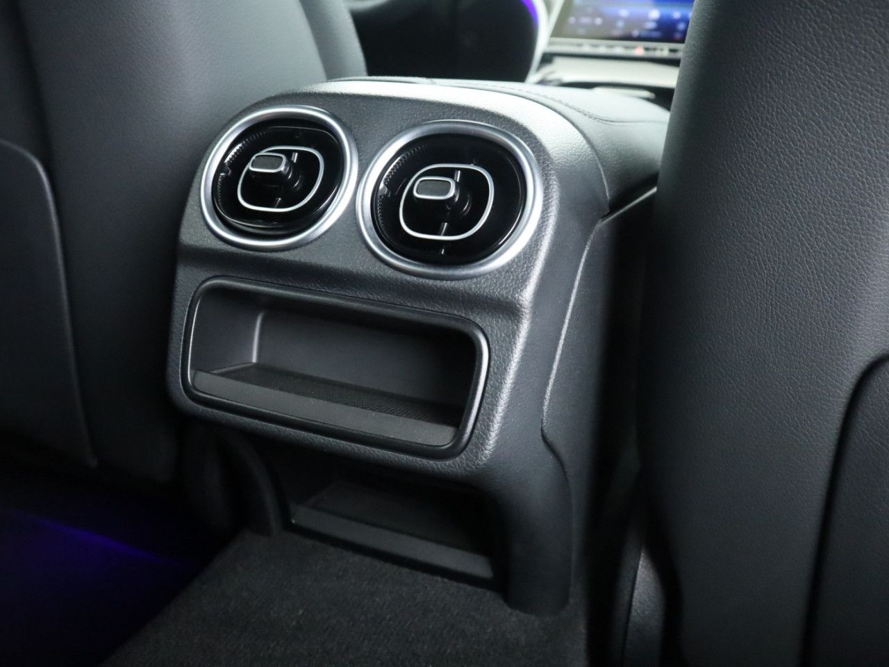 Mercedes-Benz C-Klasse – Bild 23