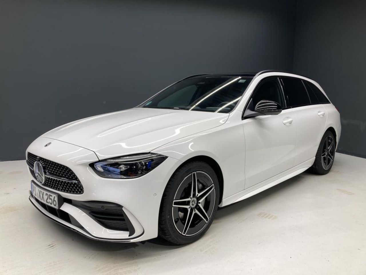 Mercedes-Benz C-Klasse – Bild 2