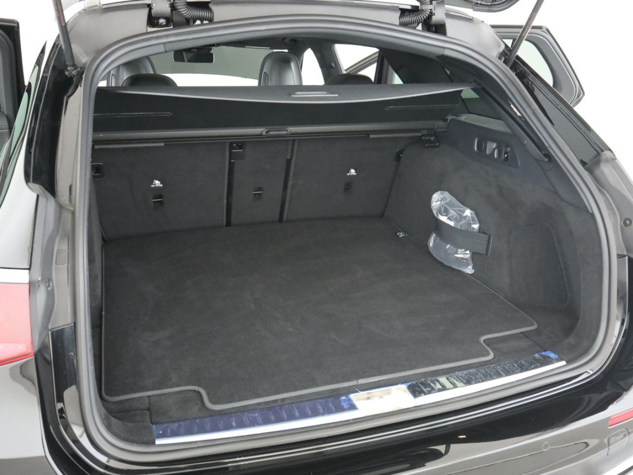 Mercedes-Benz E-Klasse – Bild 23
