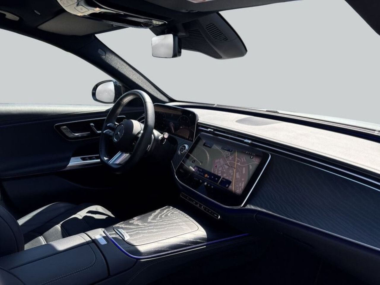 Mercedes-Benz E-Klasse – Bild 16