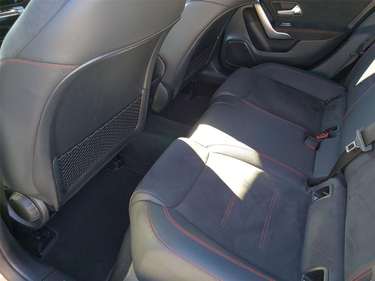 Fahrzeugbild 16 / 25