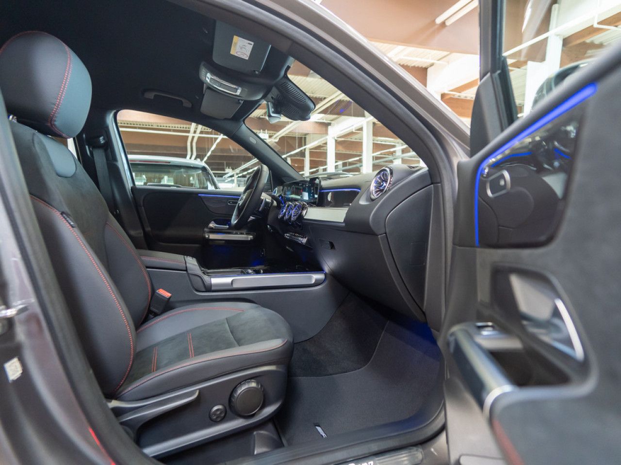Mercedes-Benz GLB – Bild 2
