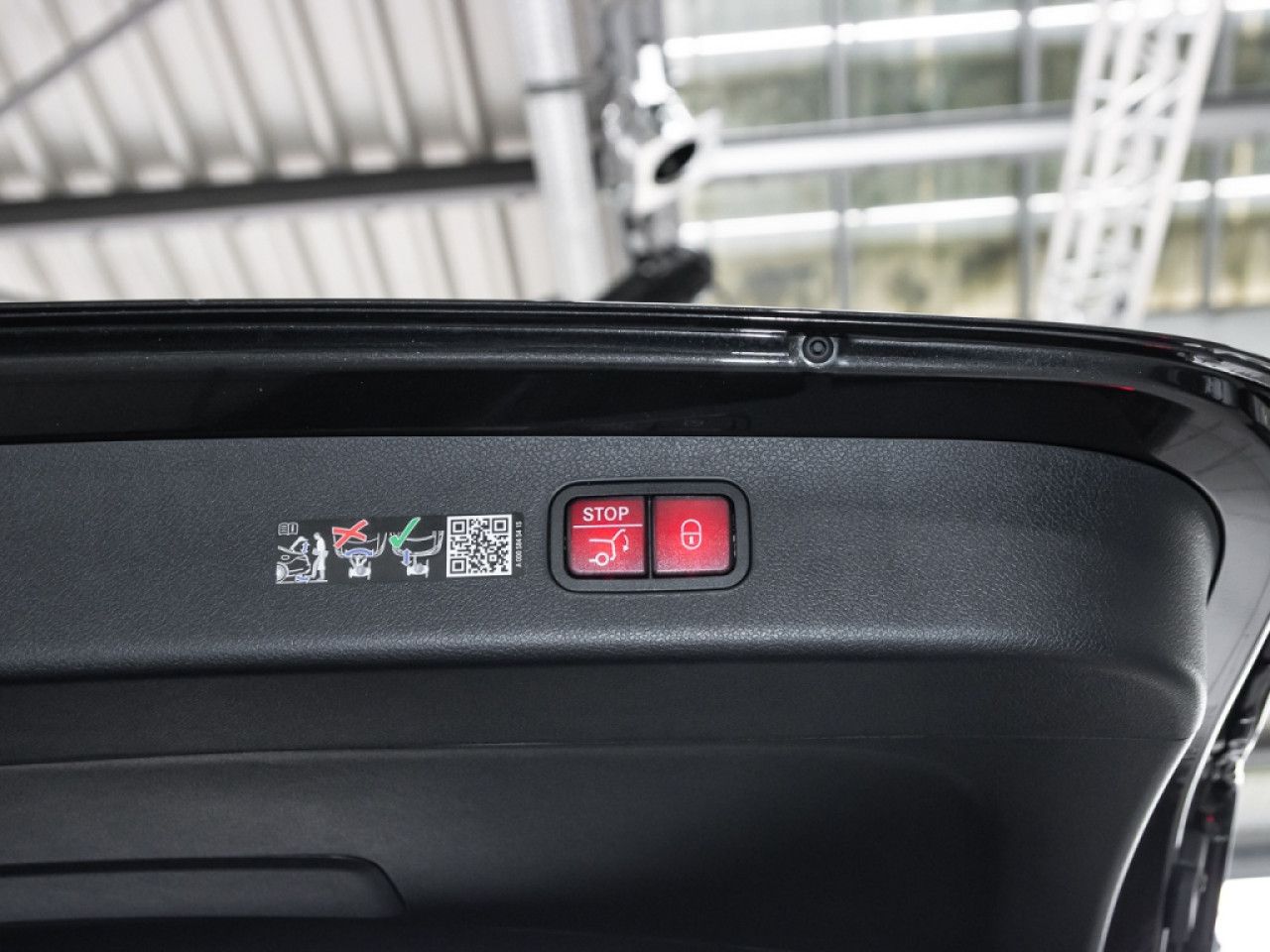 Mercedes-Benz E-Klasse – Bild 7
