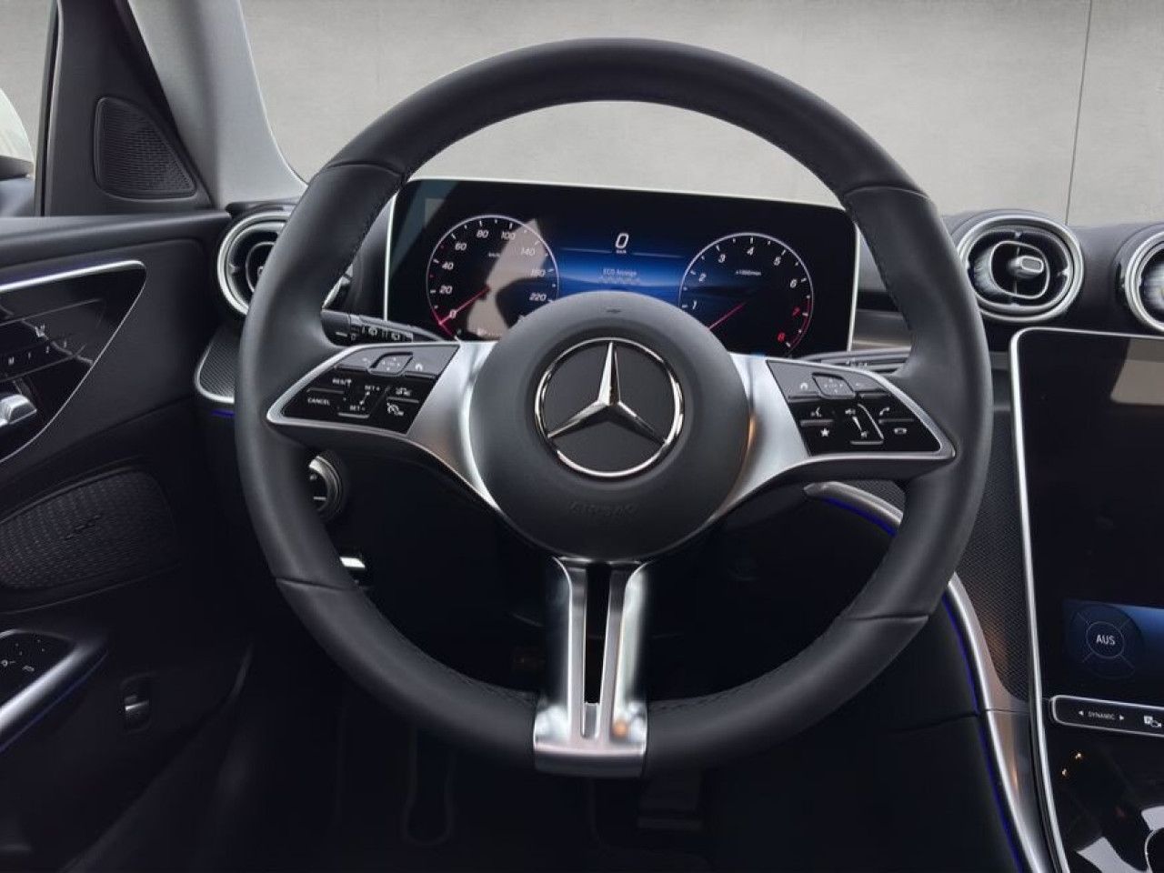 Mercedes-Benz C-Klasse – Bild 11