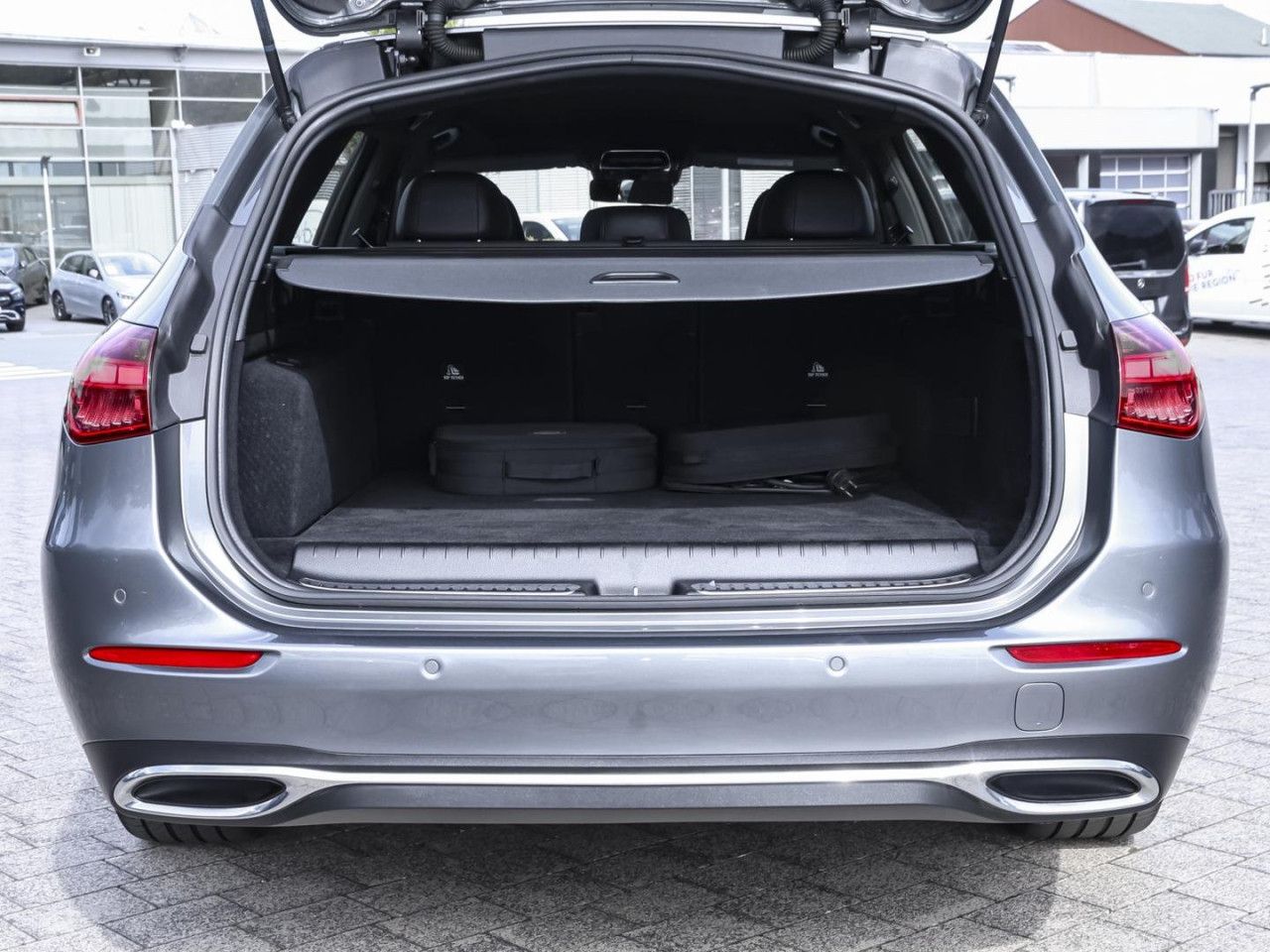 Mercedes-Benz C-Klasse – Bild 10