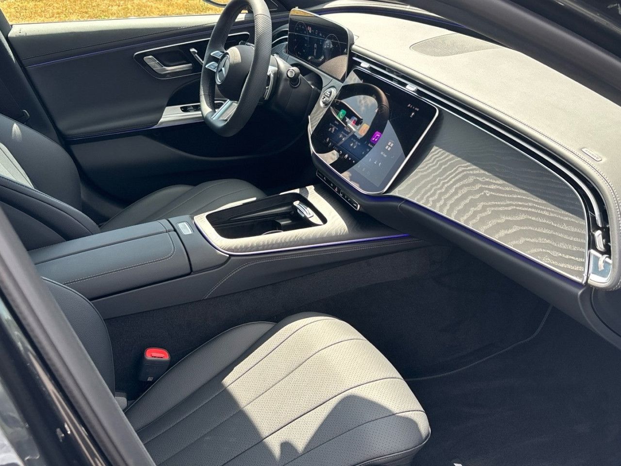 Mercedes-Benz E-Klasse – Bild 12
