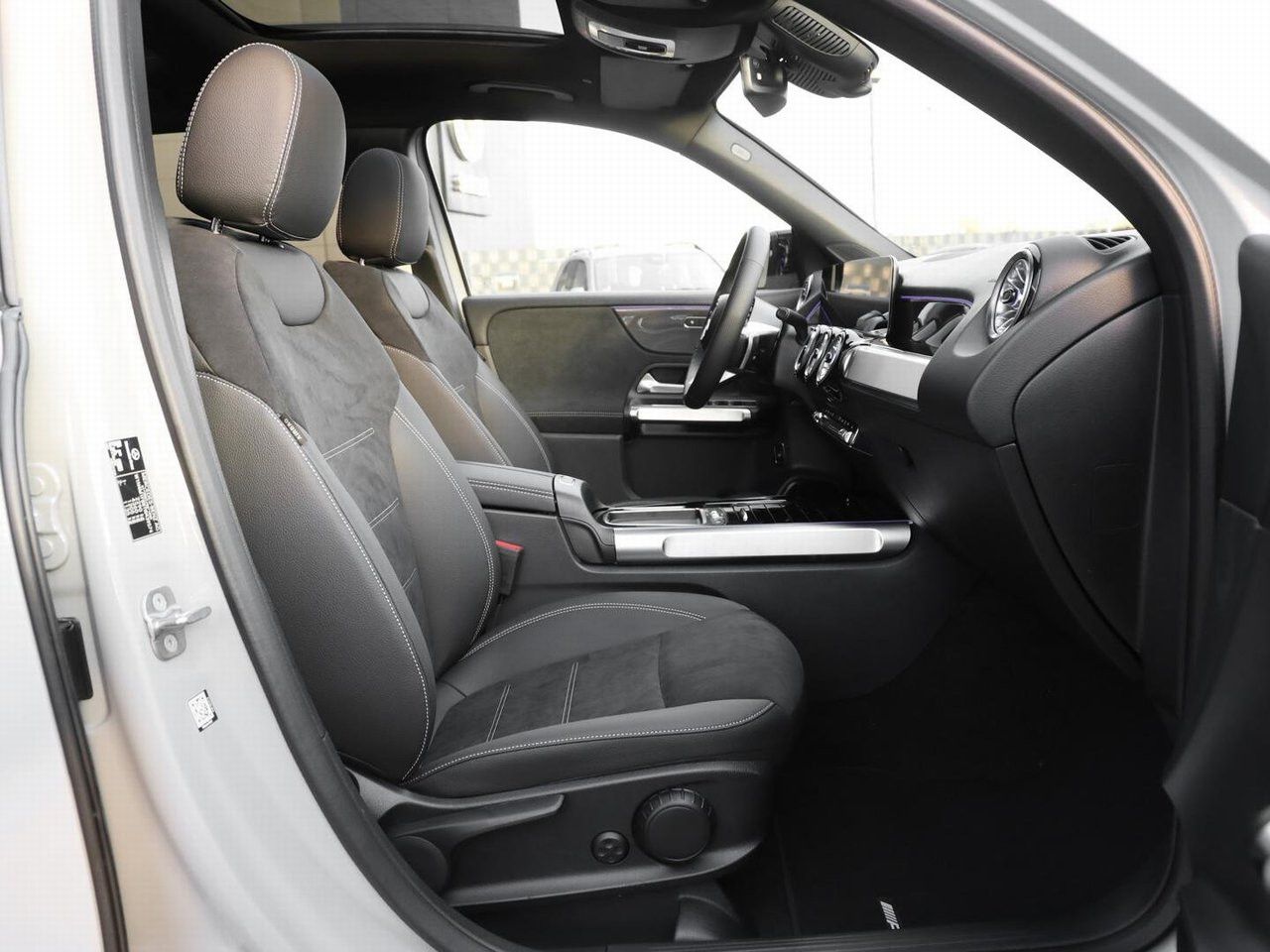 Mercedes-Benz GLB – Bild 4