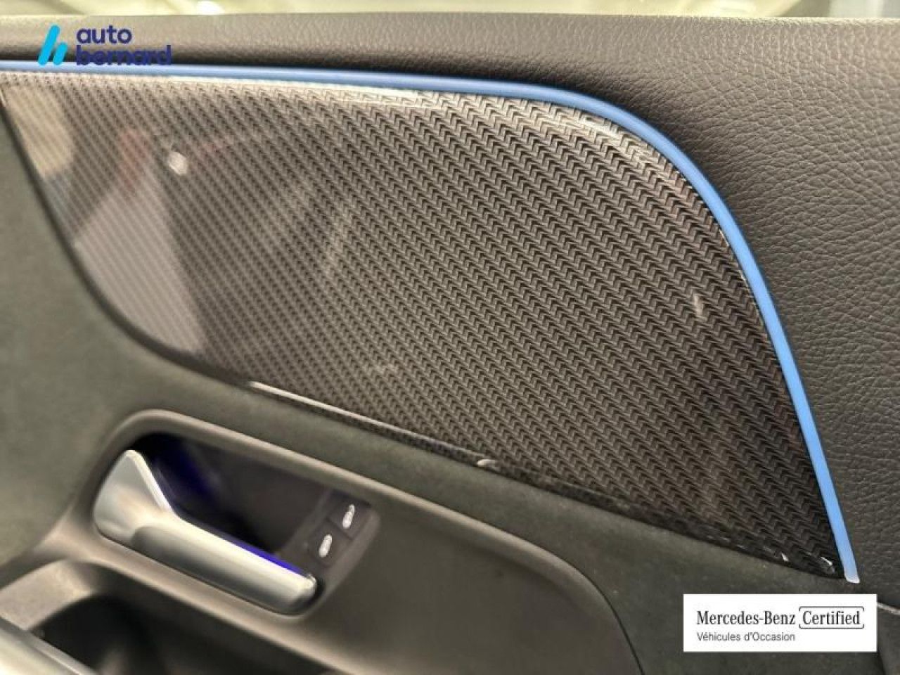 Photo du v&eacute;hicule 17 / 18