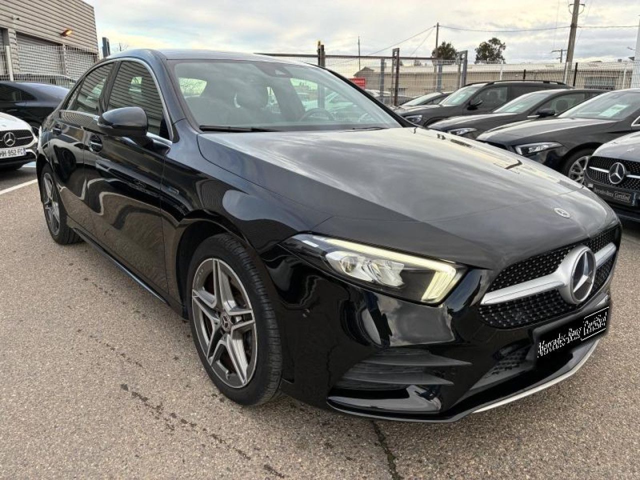 Photo du v&eacute;hicule 3 / 10