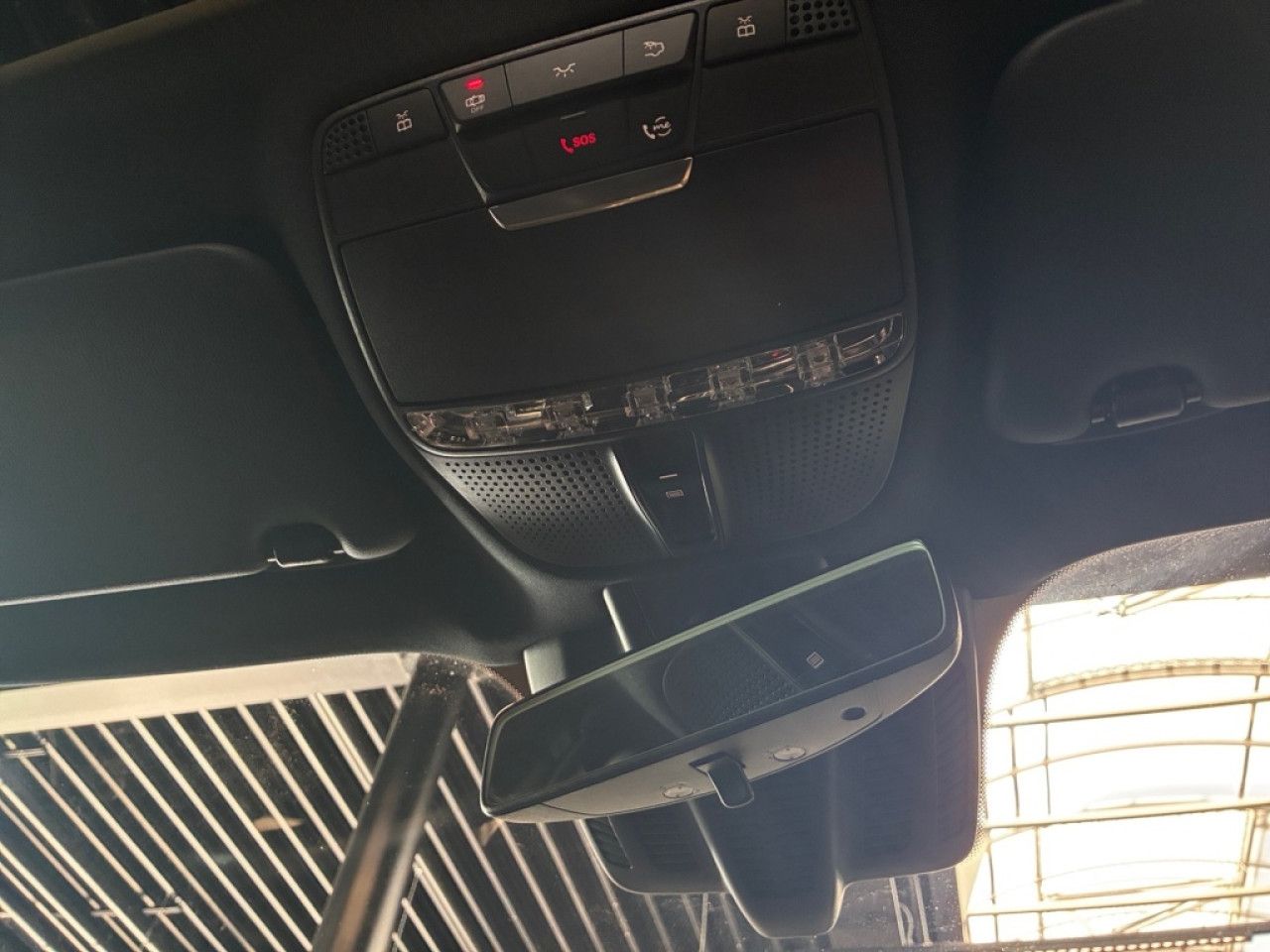 Mercedes-Benz E-Klasse – Bild 18