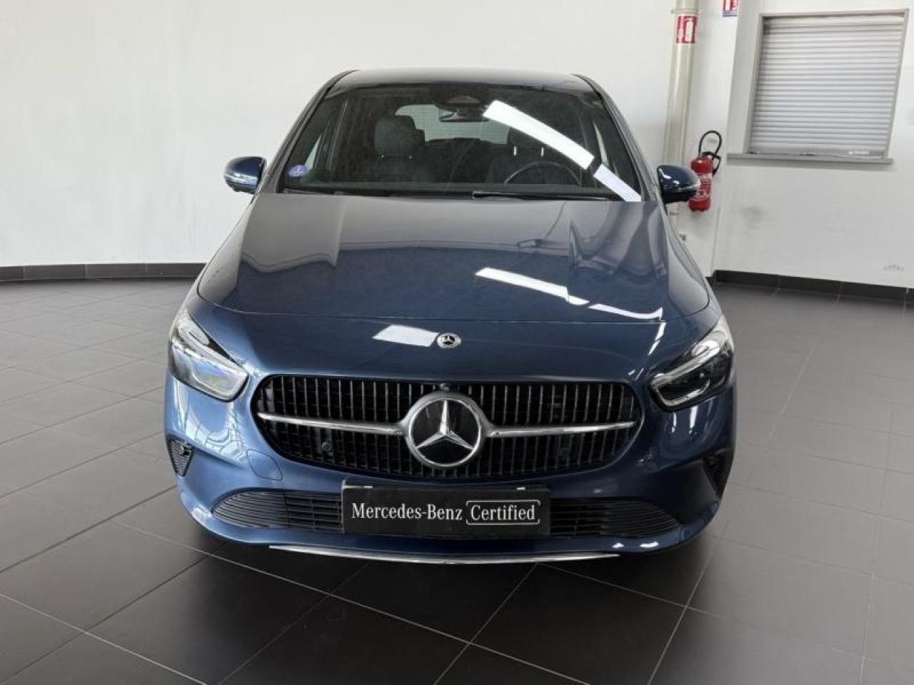 Photo du v&eacute;hicule 2 / 18