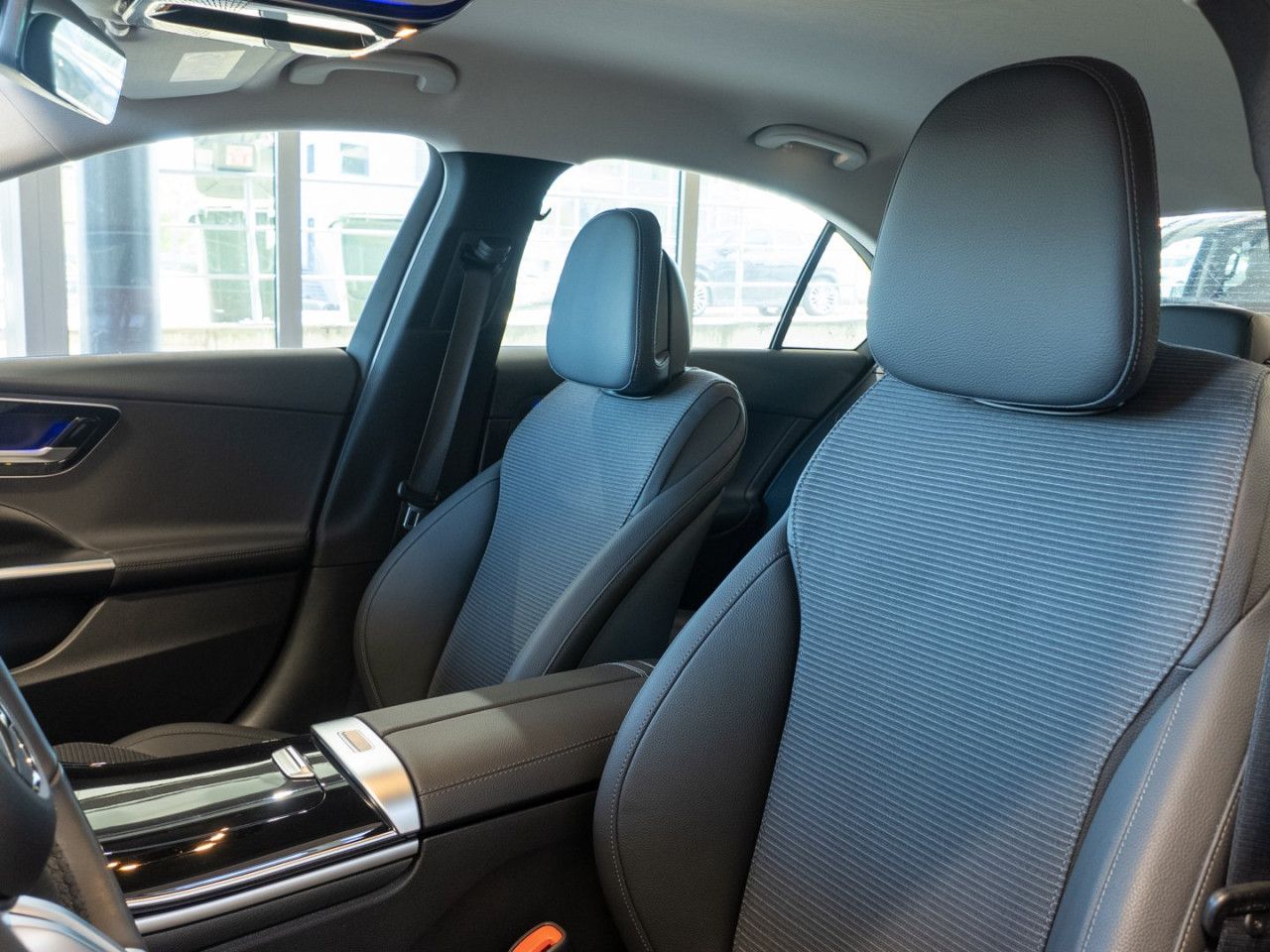 Mercedes-Benz C-Klasse – Bild 8