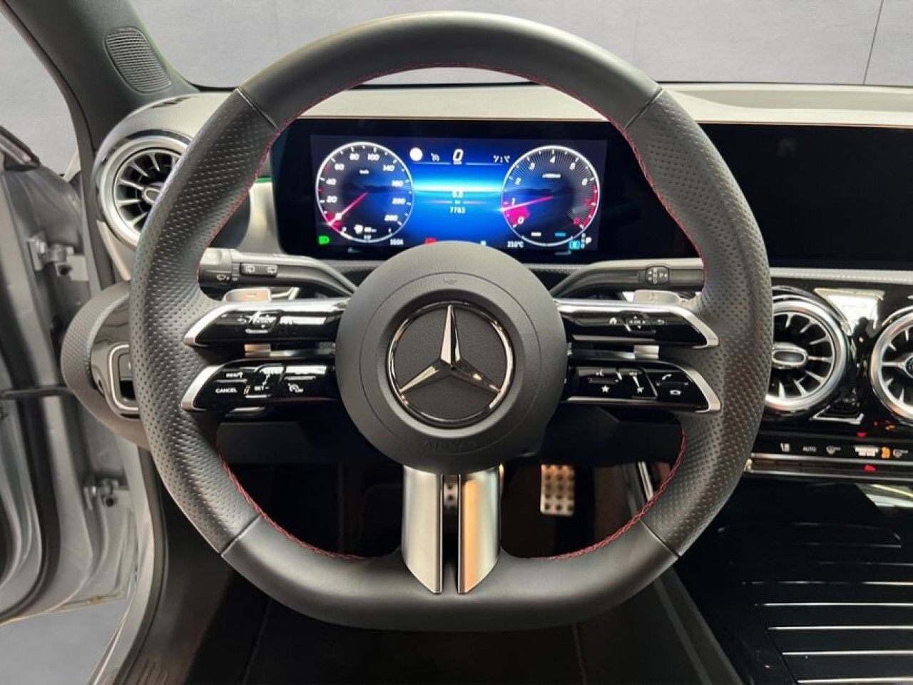 Mercedes-Benz A-Klasse – Bild 8
