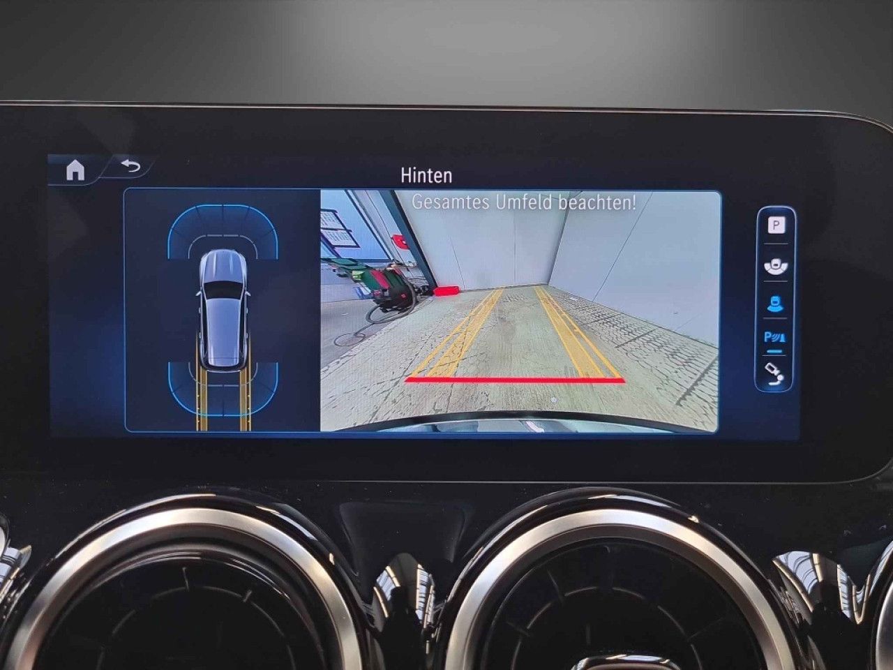 Mercedes-Benz GLB – Bild 15