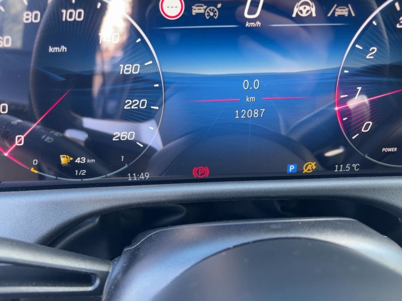 Mercedes-Benz E-Klasse – Bild 16