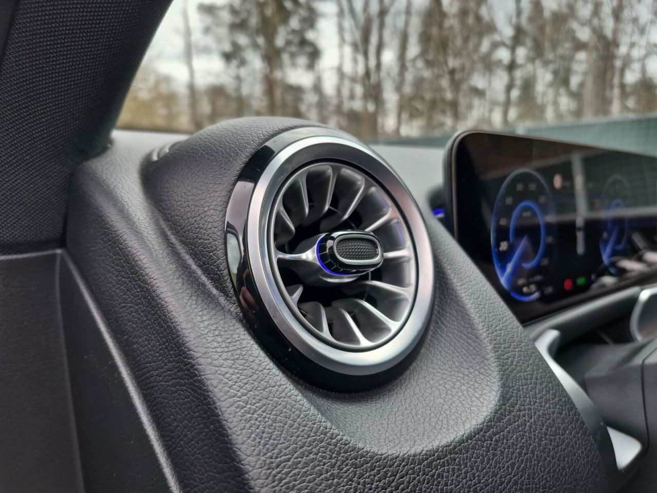 Zdjęcie pojazdu 25 / 25