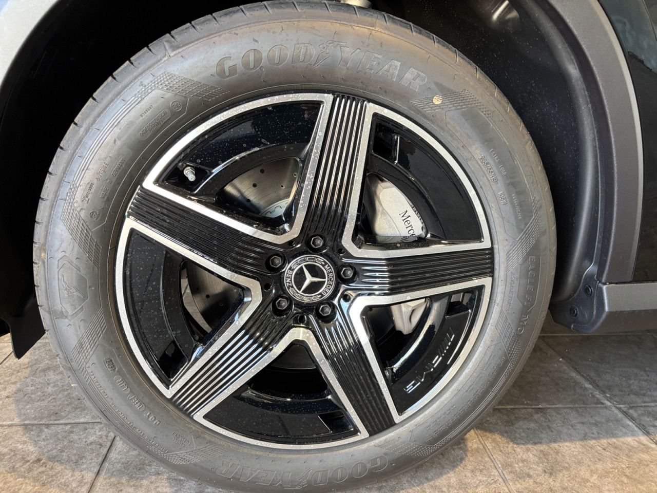 Mercedes-Benz GLC – Bild 3