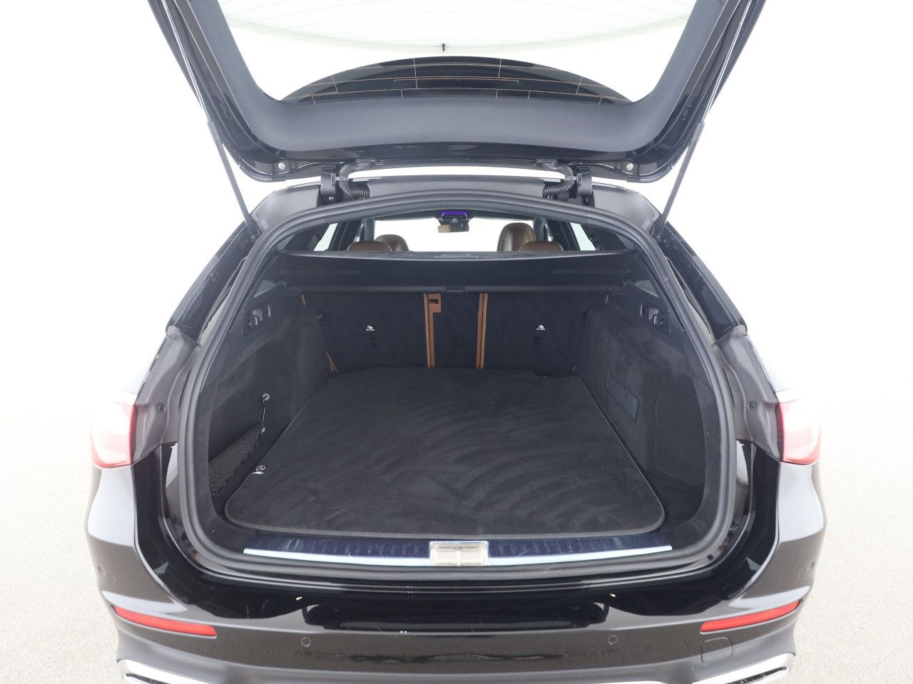 Mercedes-Benz E-Klasse – Bild 15