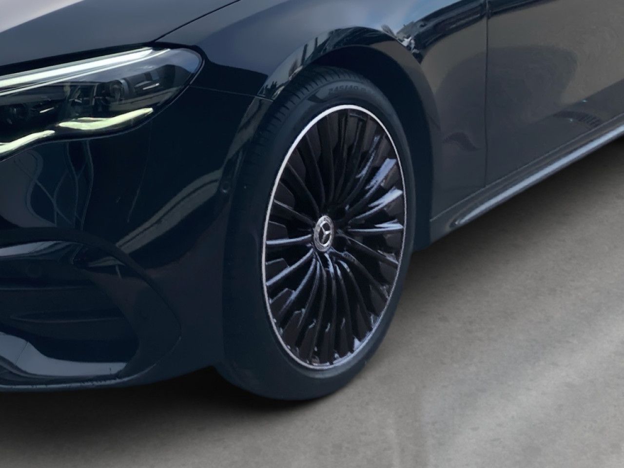 Mercedes-Benz E-Klasse – Bild 16