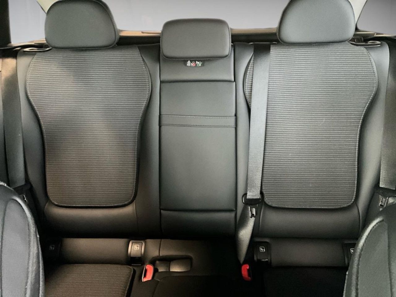 Mercedes-Benz C-Klasse – Bild 10