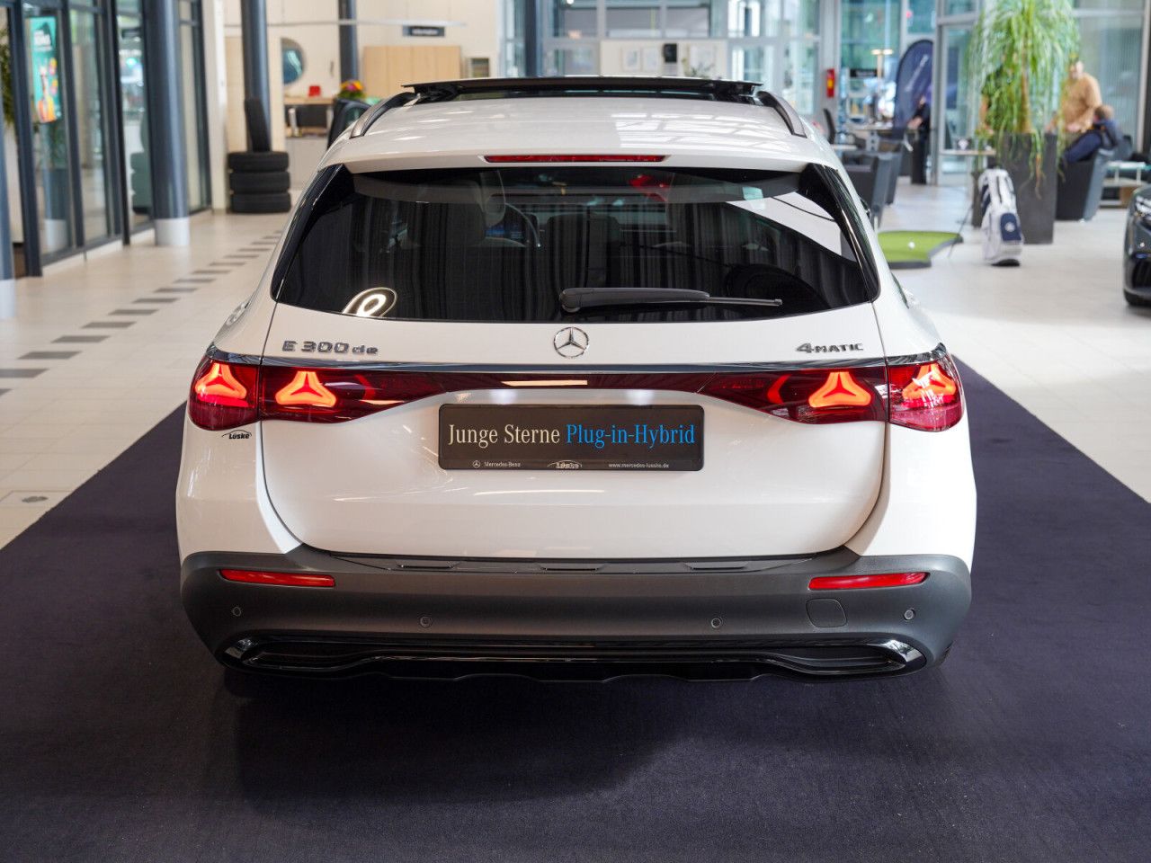 Mercedes-Benz E-Klasse – Bild 6