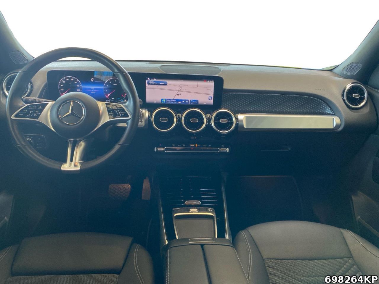 Mercedes-Benz GLB – Bild 8