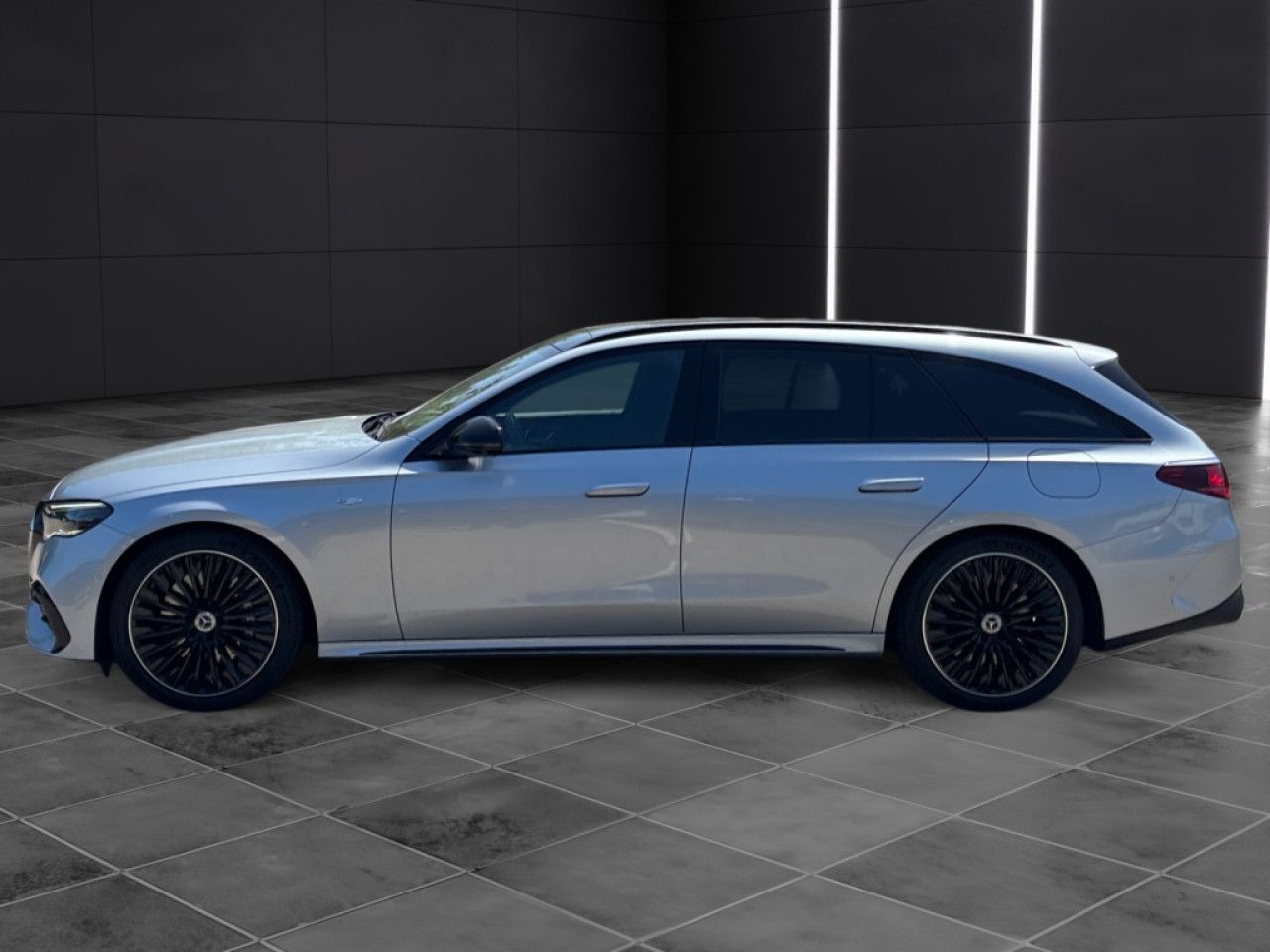 Mercedes-Benz E-Klasse – Bild 19