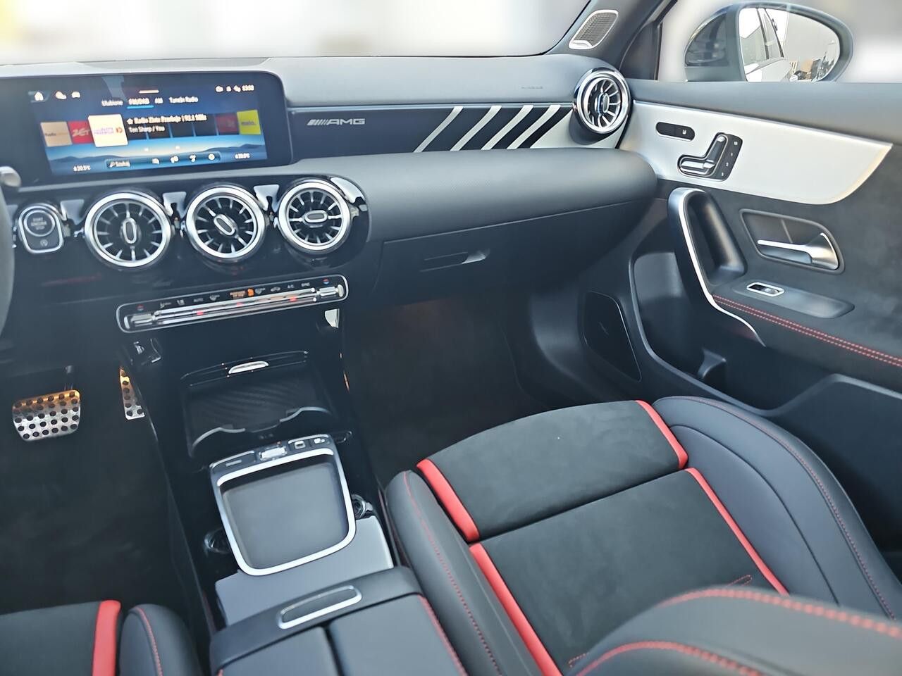 Zdjęcie pojazdu 10 / 25