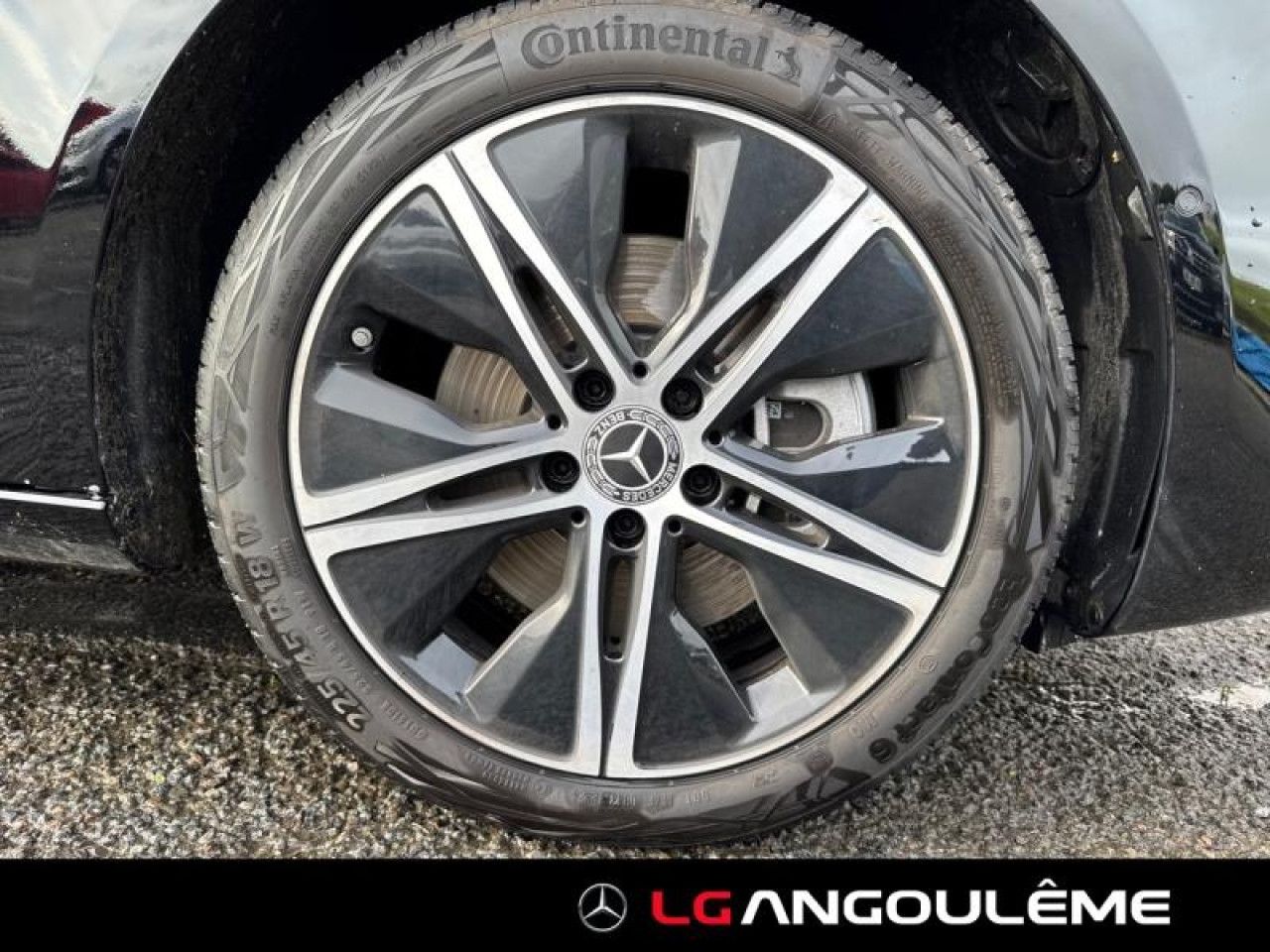 Photo du véhicule 17 / 18