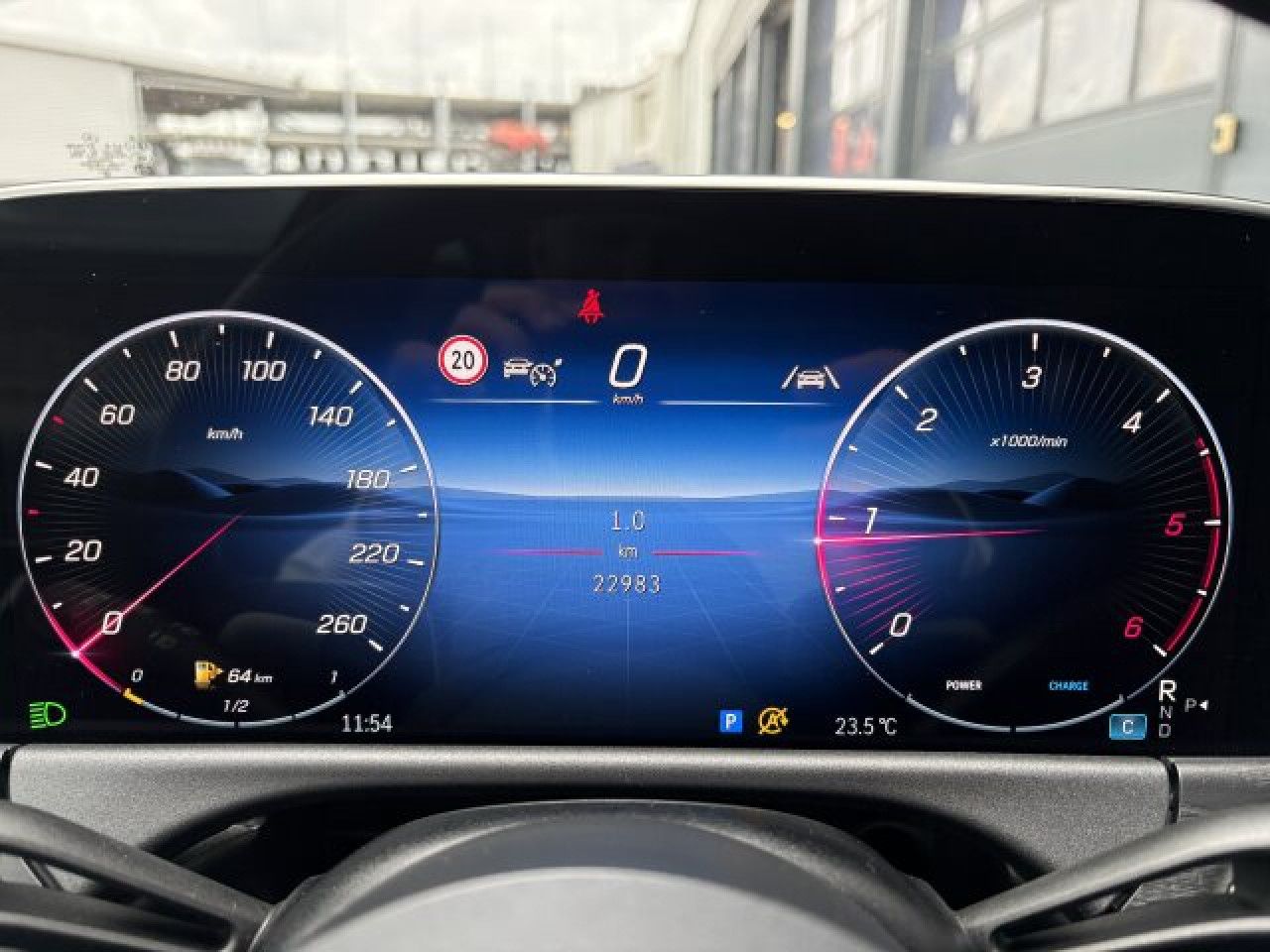 Mercedes-Benz E-Klasse – Bild 16