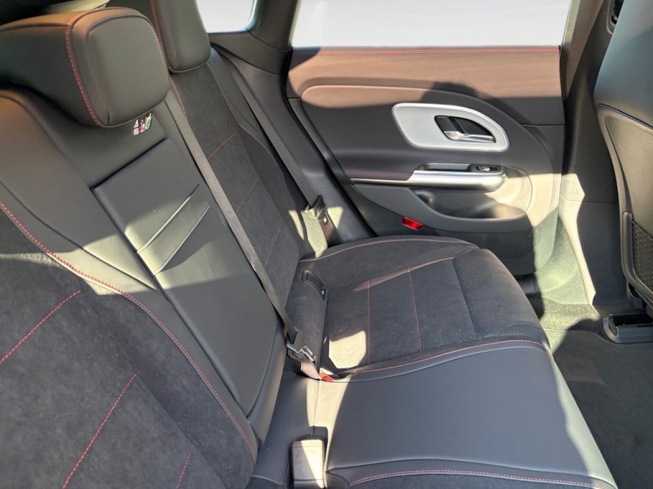 Mercedes-Benz CLA – Bild 8
