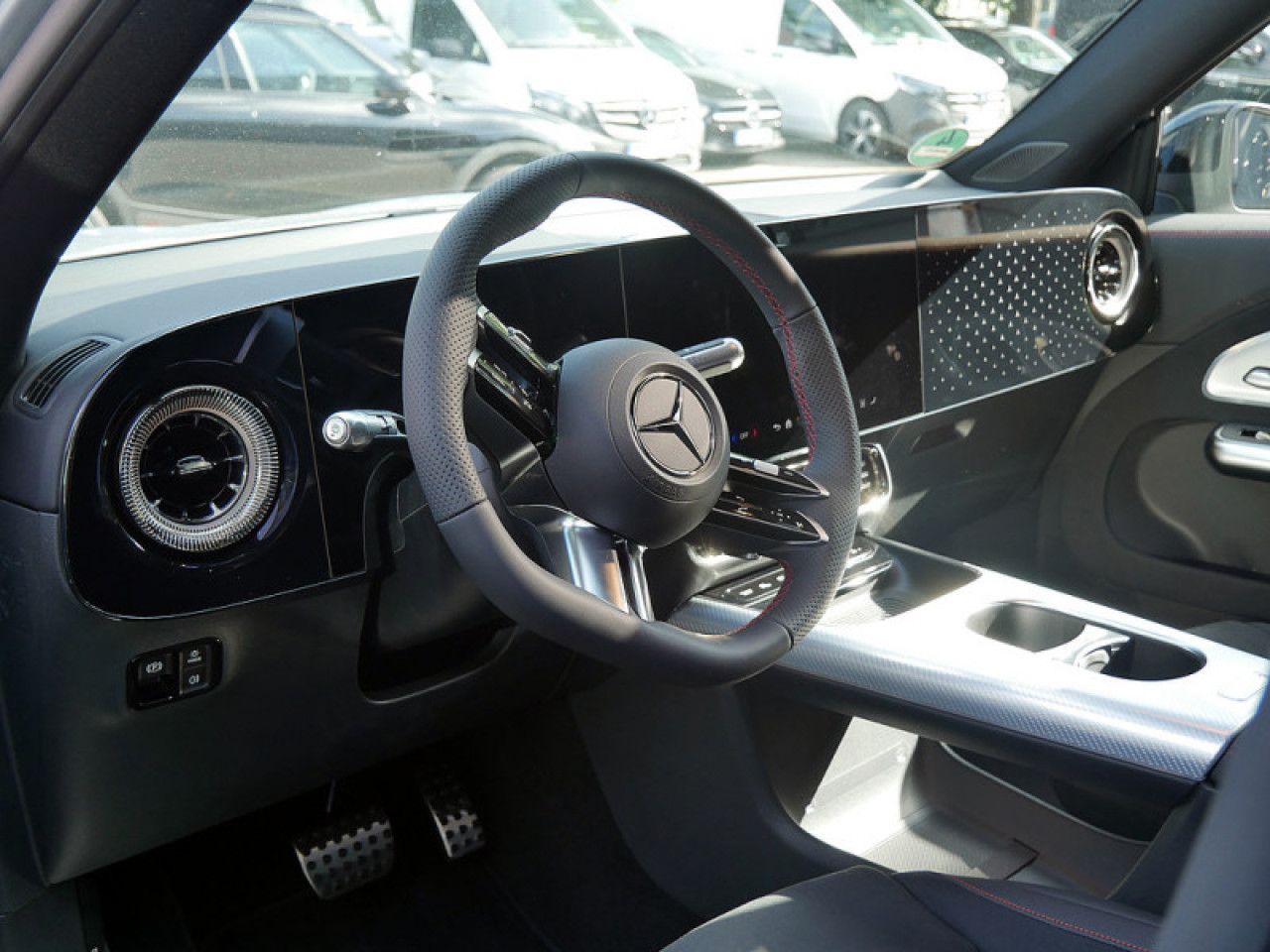 Mercedes-Benz GLB – Bild 13